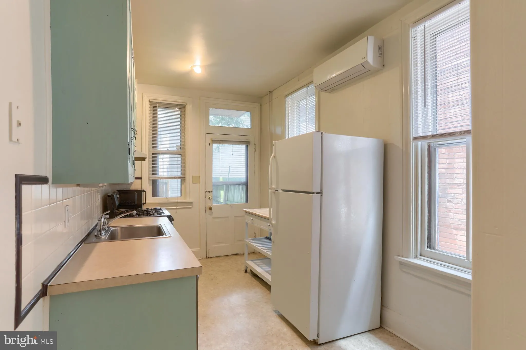 Harrisburg, Pennsylvania 17102, United States, 4 Bedrooms Bedrooms, ,1 BathroomBathrooms,Residential,Active,165268