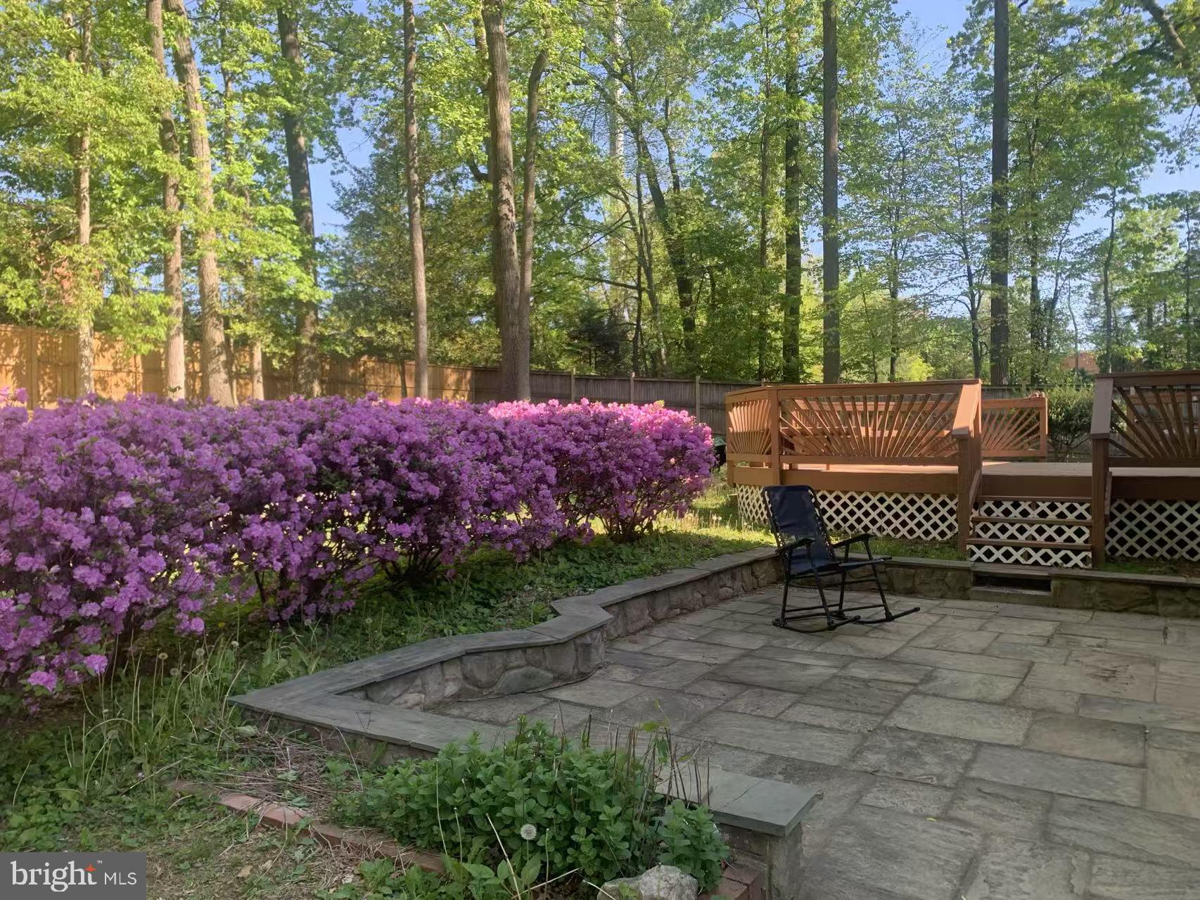 6209 FERNLEIGH BOULEVARD