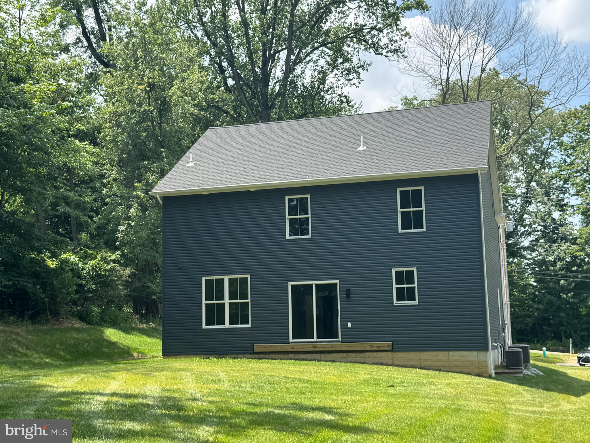 731 LOCUST GROVE ROAD