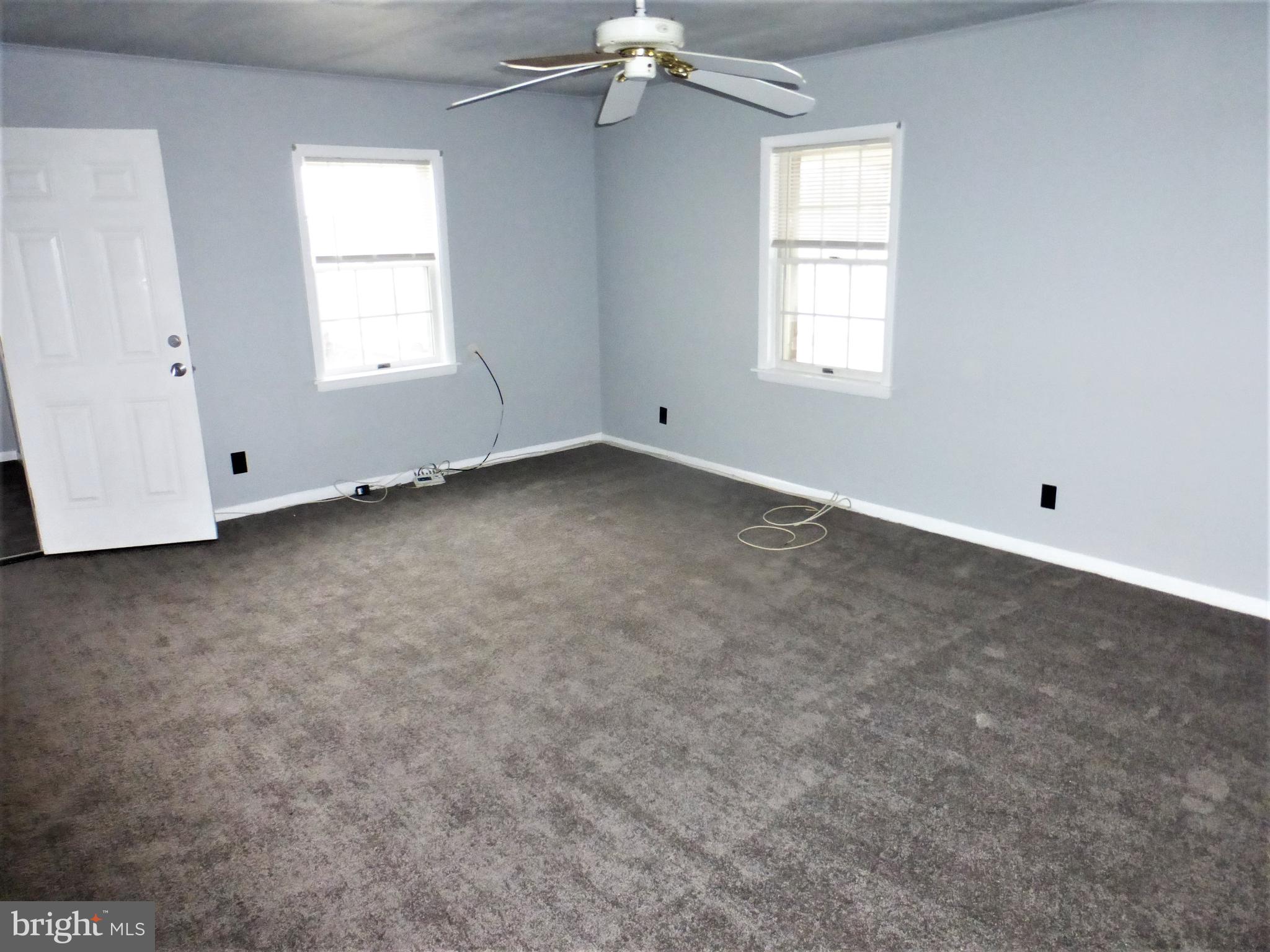 ABERDEEN HILLS - Residential Lease