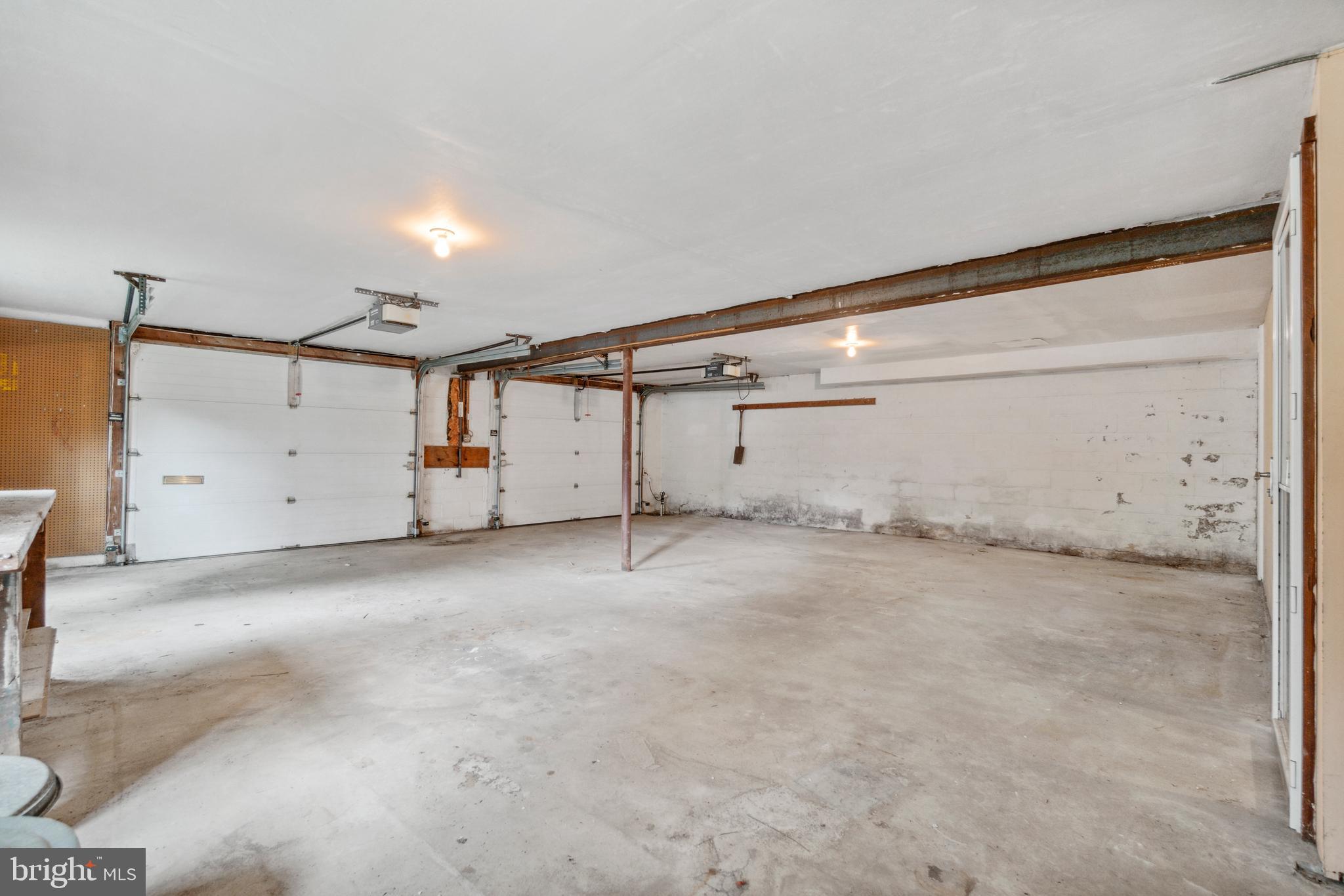 OAK FOREST - Residential