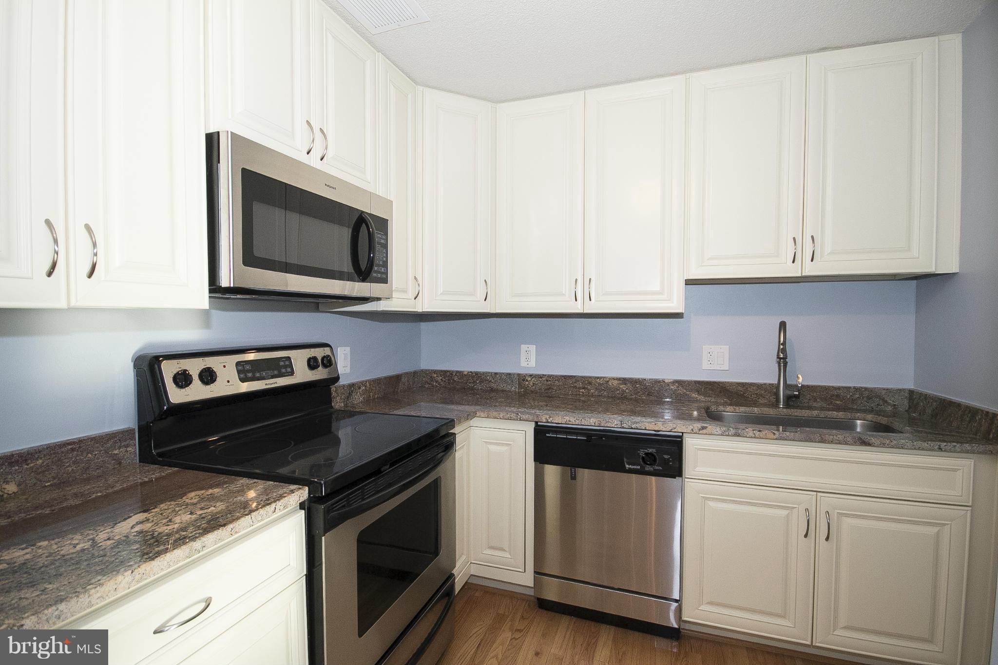 MOUNT VERNON PLACE HISTORIC DISTRICT - Residential Lease