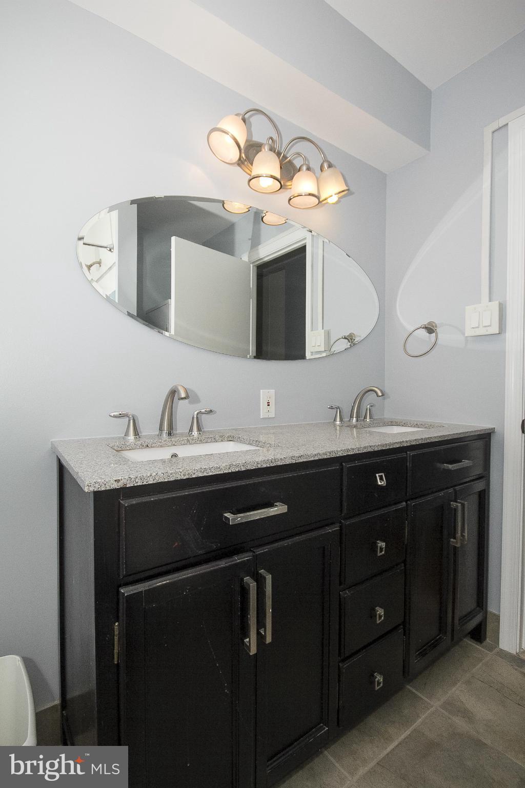 MOUNT VERNON PLACE HISTORIC DISTRICT - Residential Lease