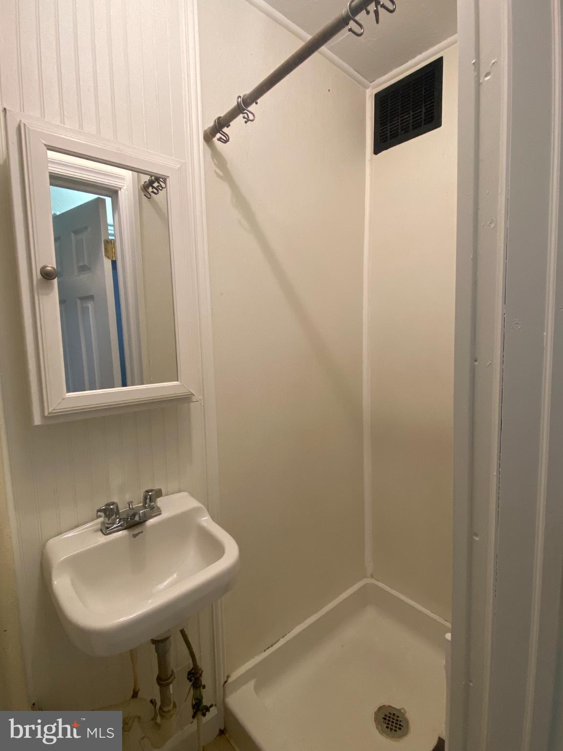 MIDTOWN HISTORIC DISTRICT - Residential Income