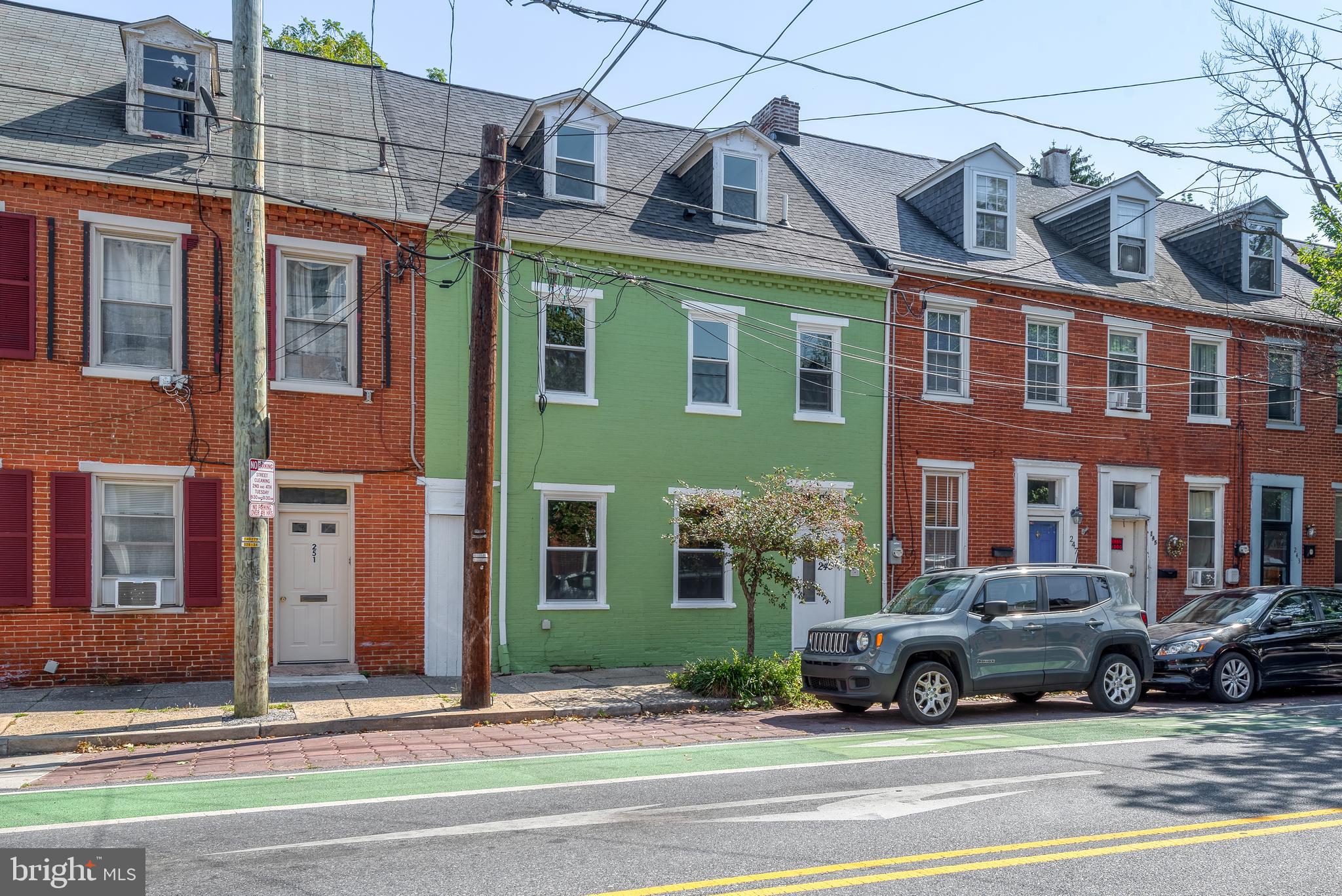 249 N MULBERRY STREET