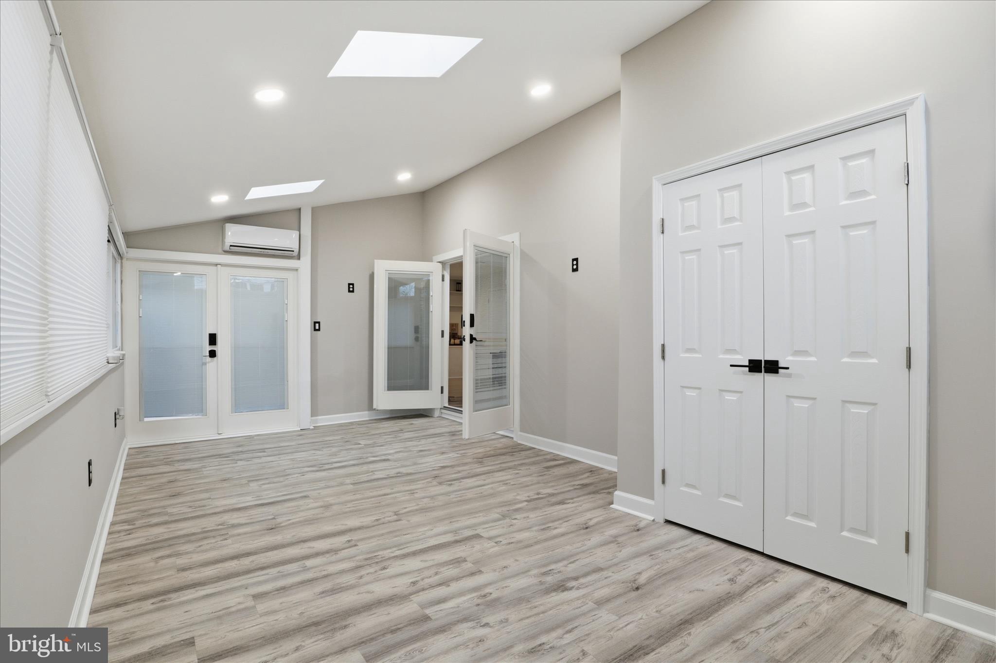 GREENBRIAR - Residential