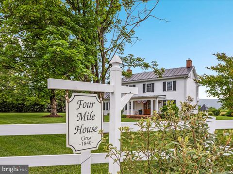 27986 OLD VALLEY PIKE TOMS BROOK VA 22660