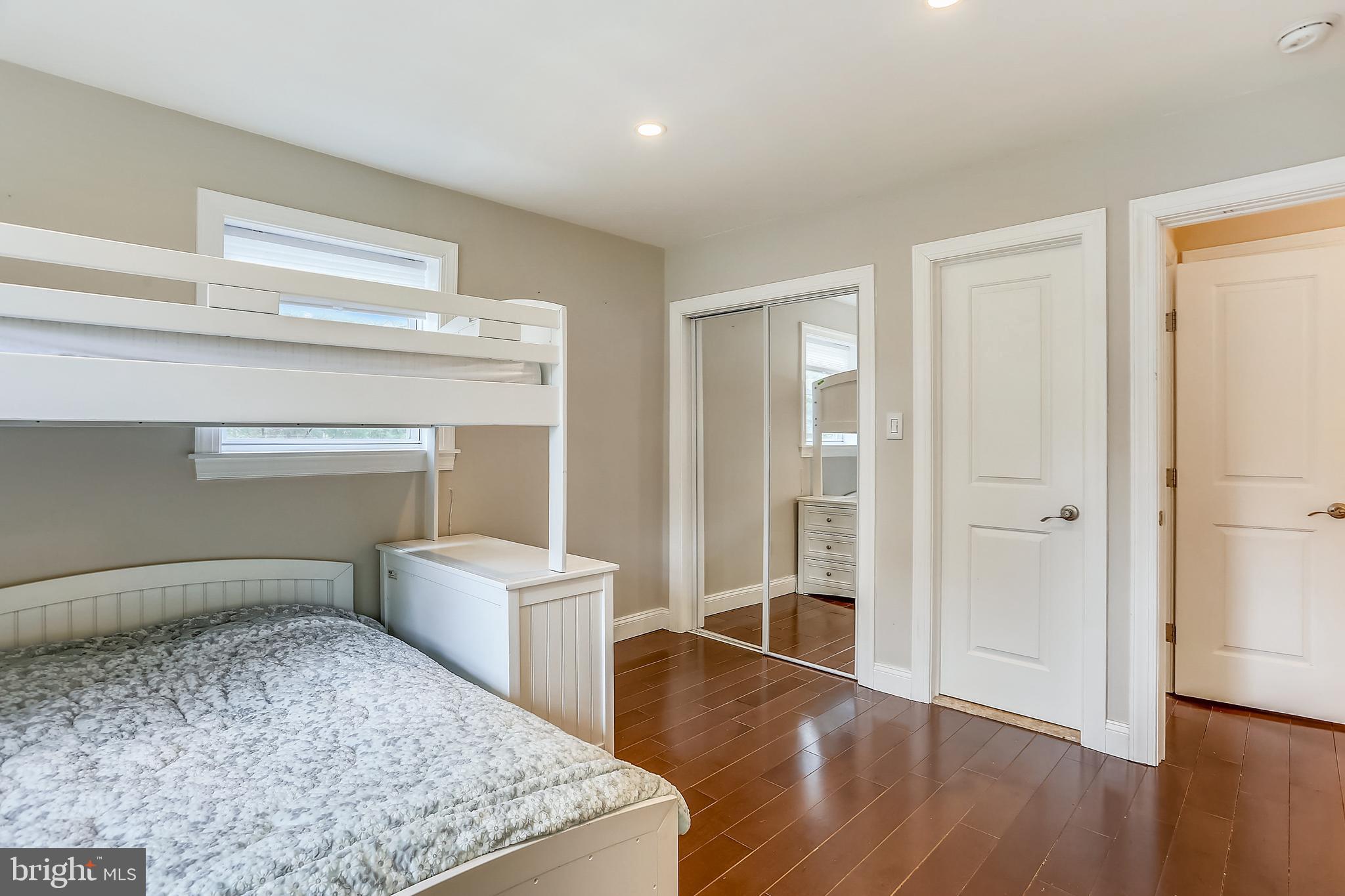 SLEEPY HOLLOW - Residential