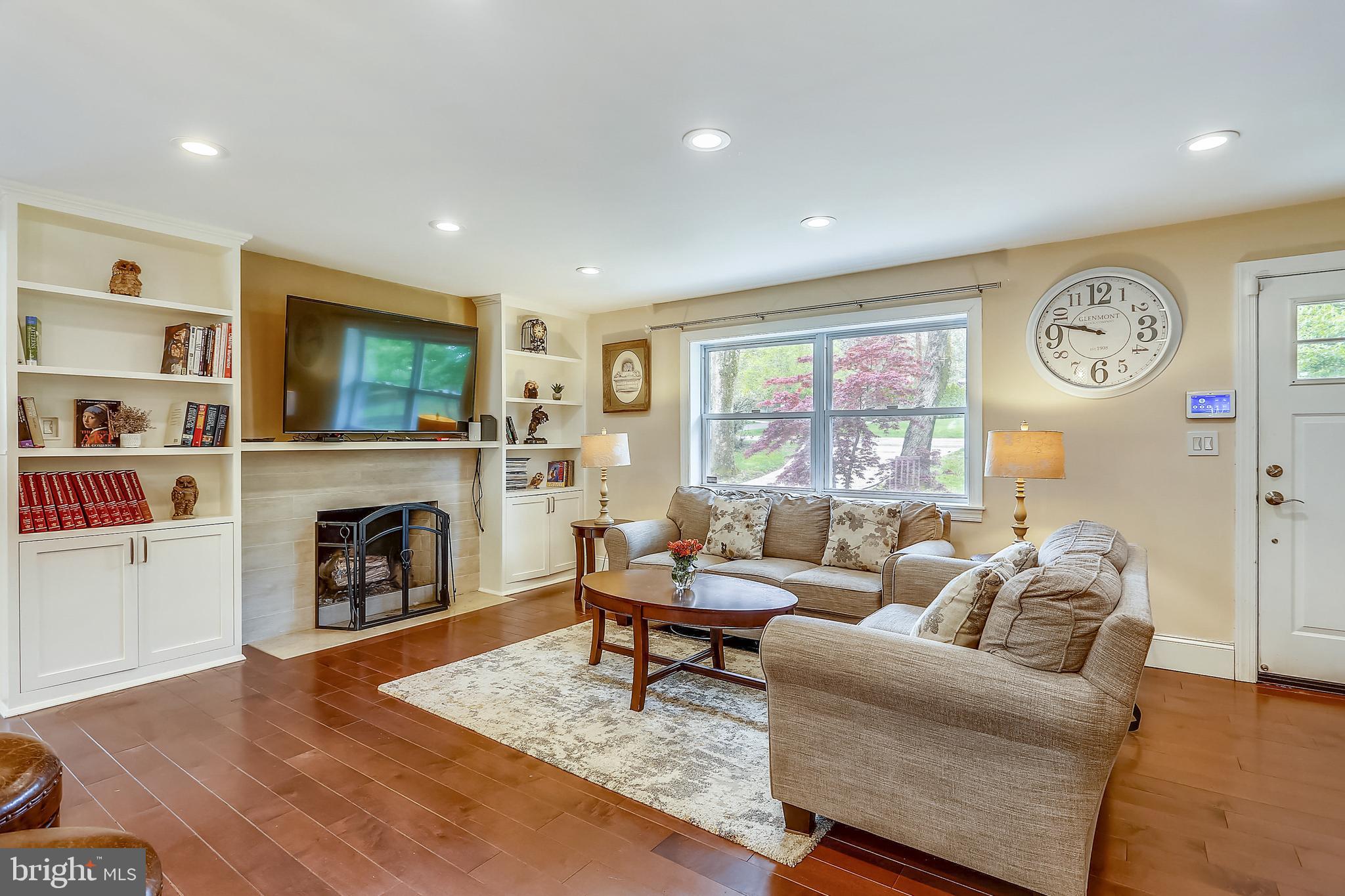 SLEEPY HOLLOW - Residential