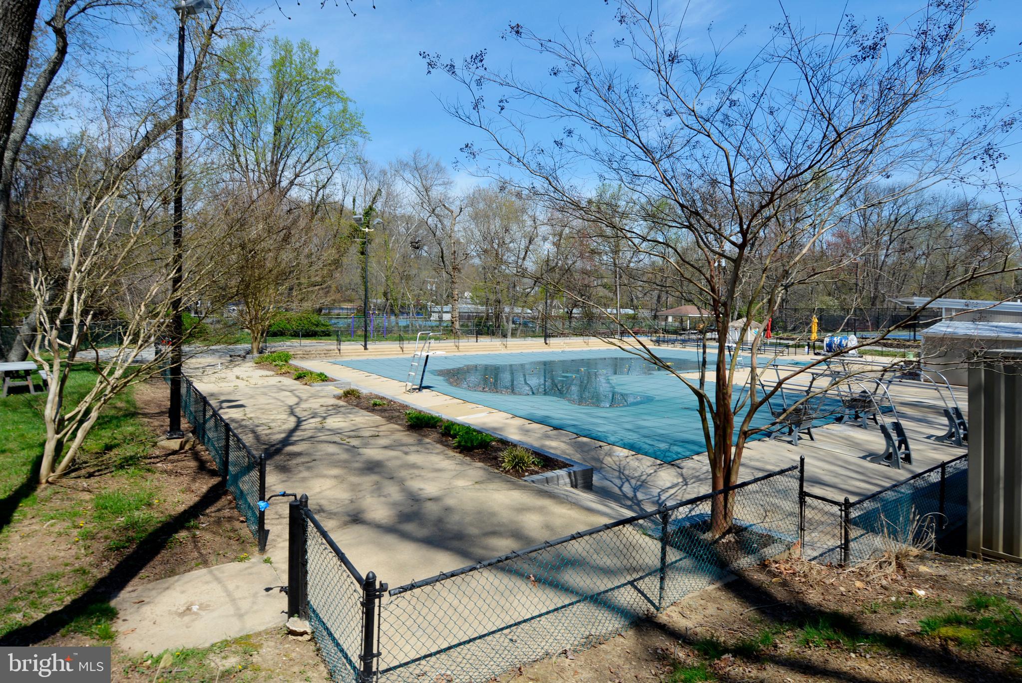 SLEEPY HOLLOW - Residential