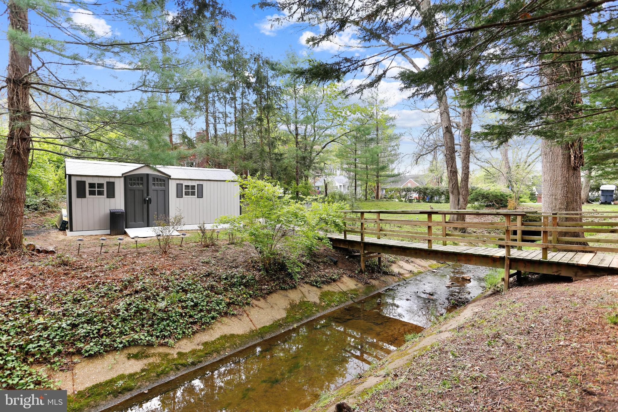 SLEEPY HOLLOW - Residential