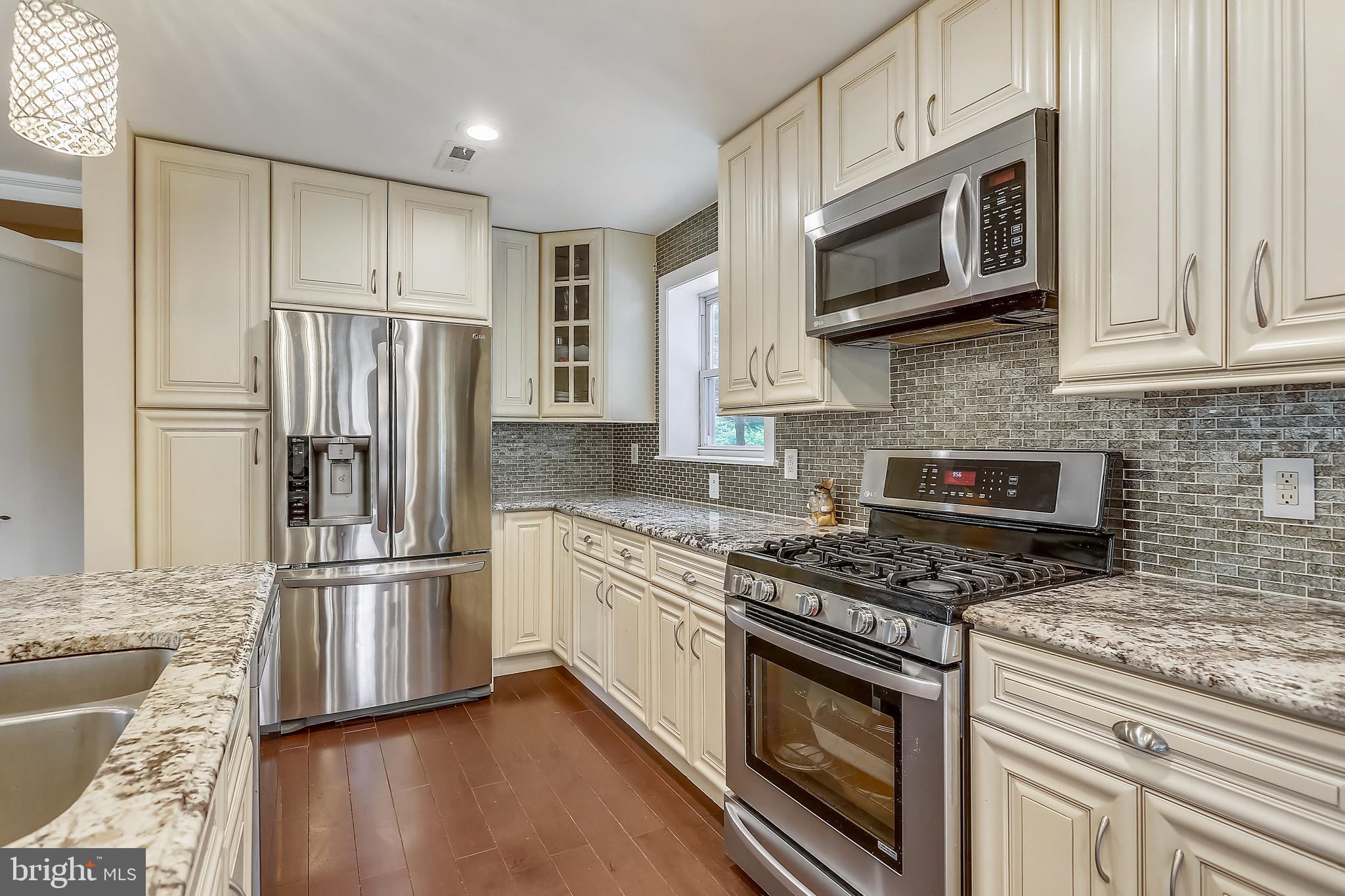 SLEEPY HOLLOW - Residential