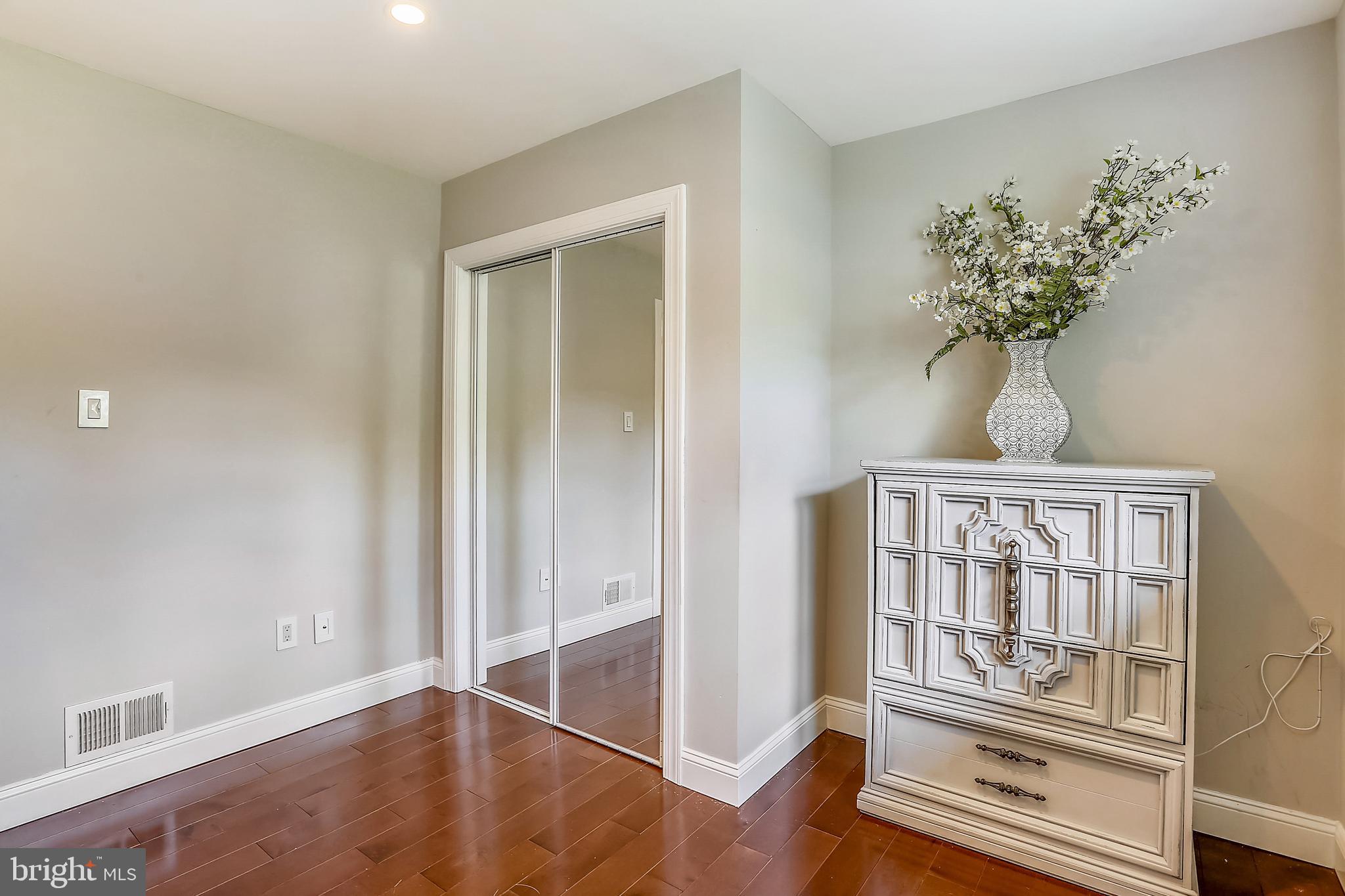 SLEEPY HOLLOW - Residential