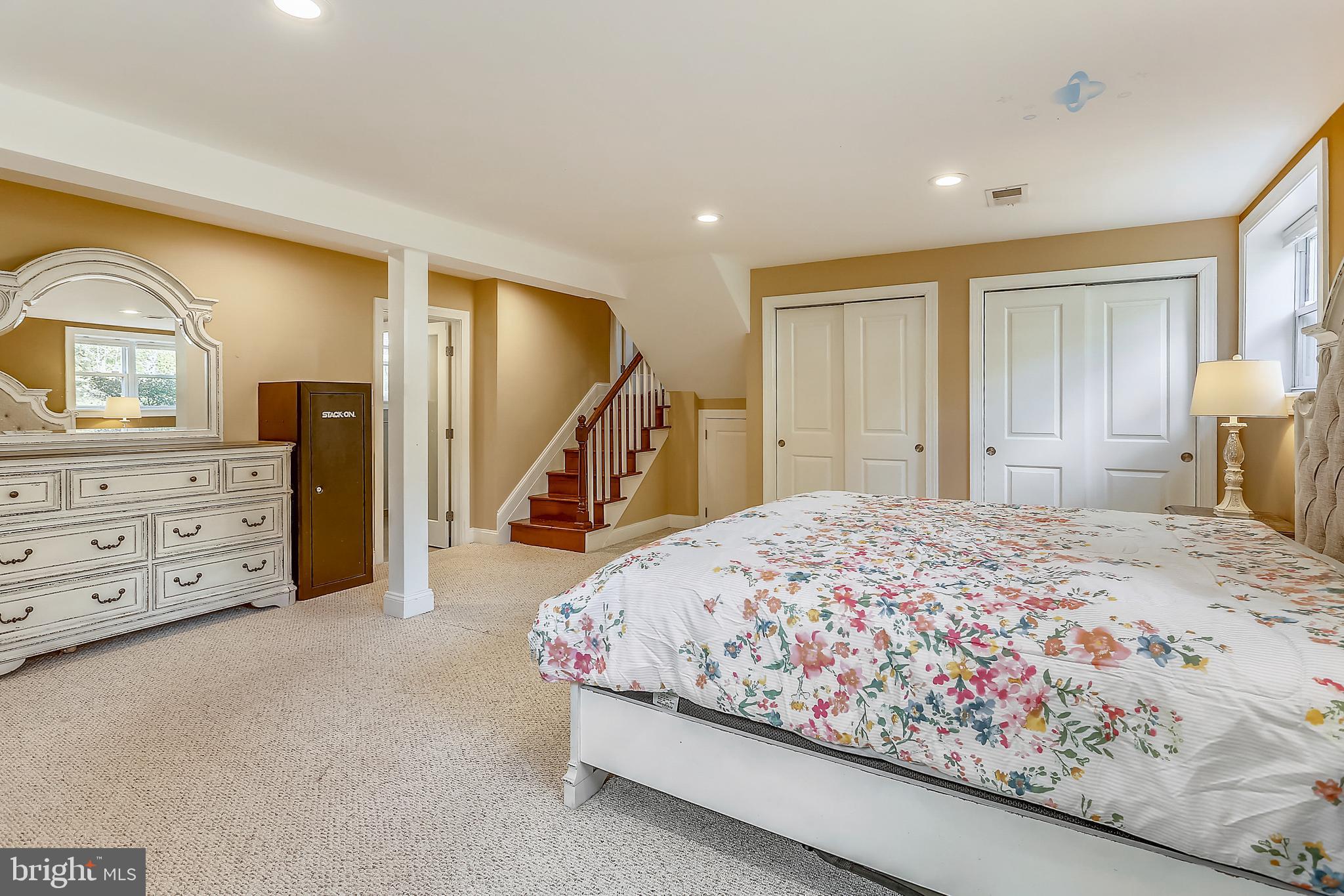 SLEEPY HOLLOW - Residential