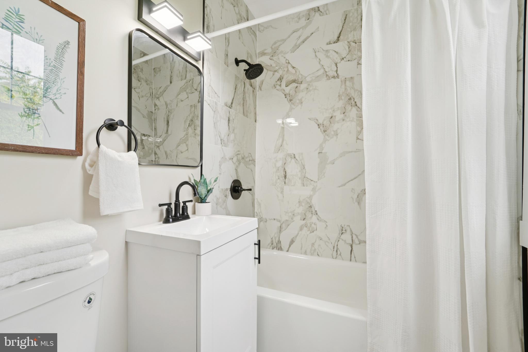 HAMILTON HEIGHTS - Residential