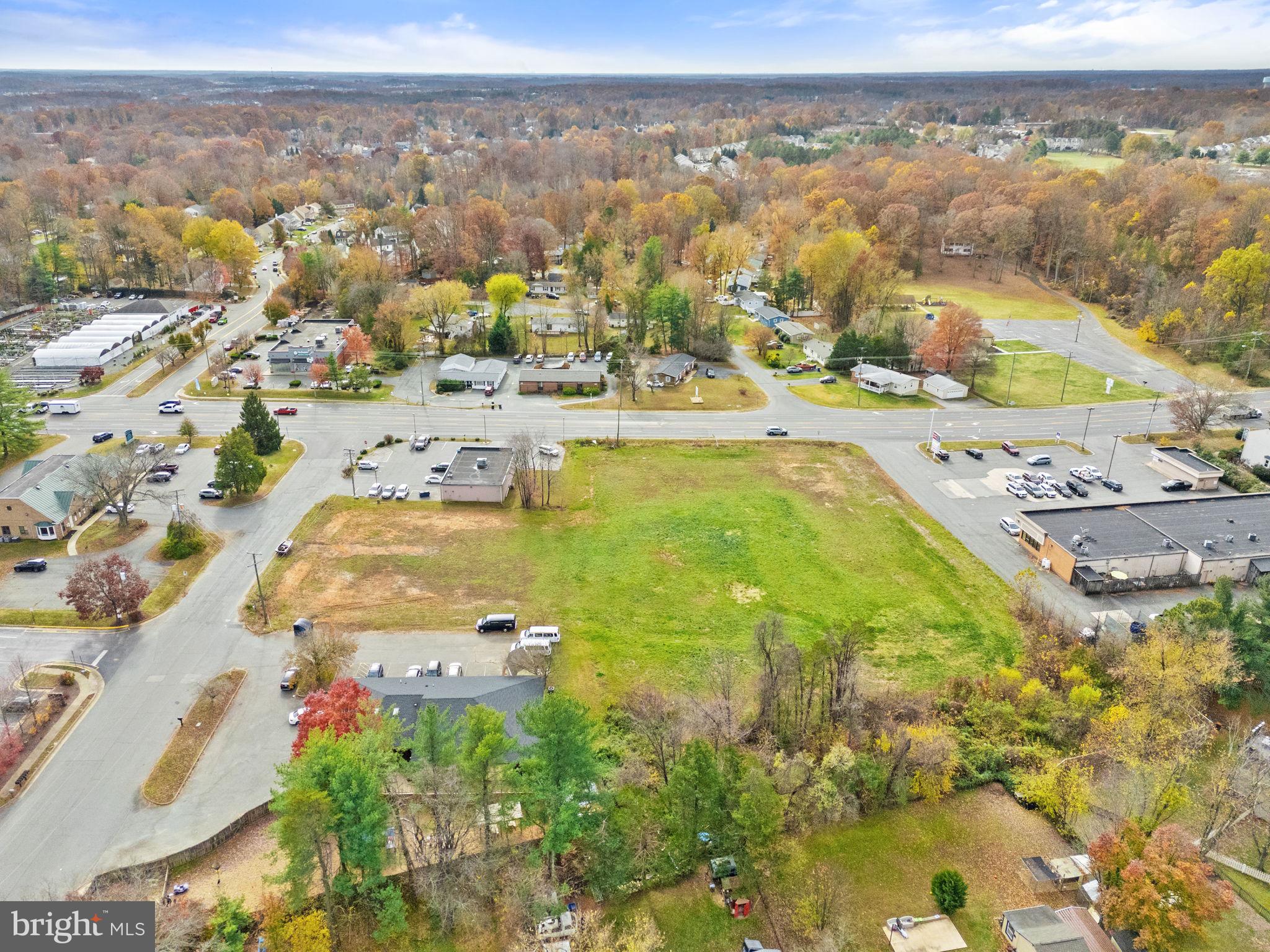 KINGSLAND CENTER - Commercial Sale