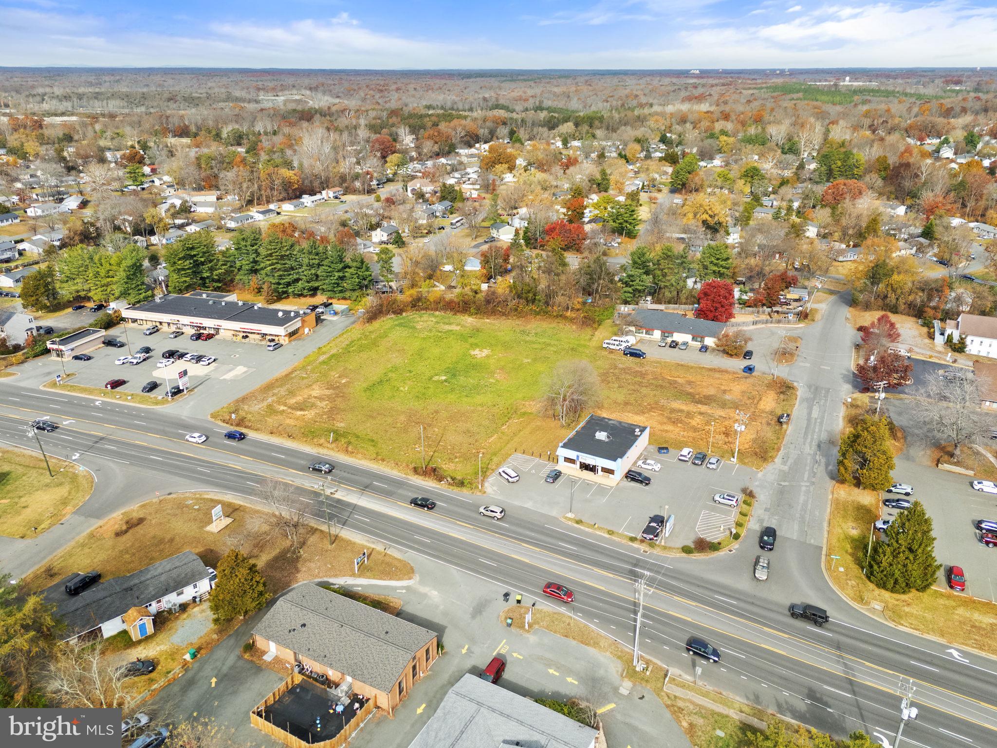 KINGSLAND CENTER - Commercial Sale