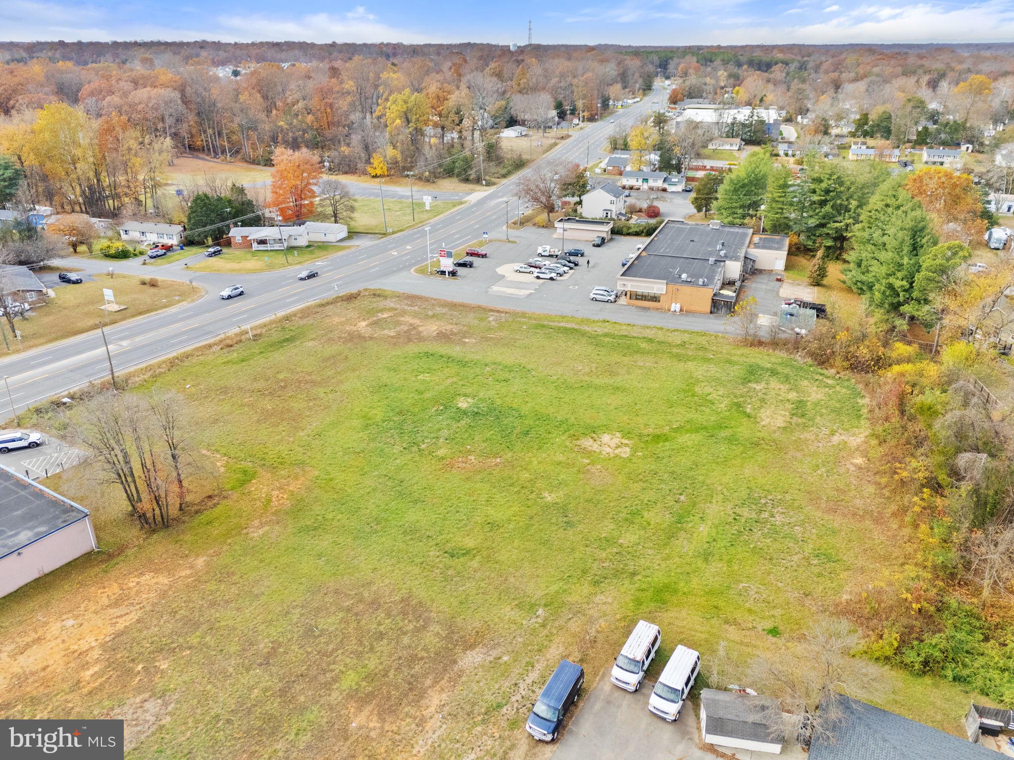 KINGSLAND CENTER - Commercial Sale