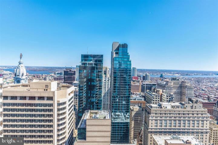 CENTER CITY - Residential