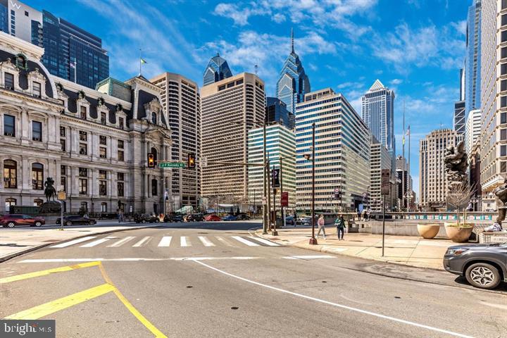 CENTER CITY - Residential