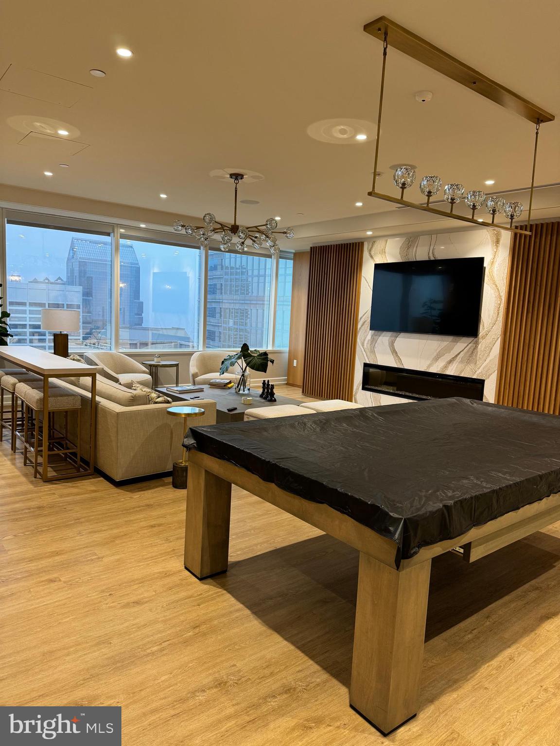 CENTER CITY - Residential