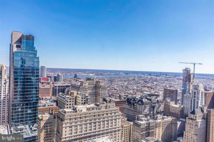 CENTER CITY - Residential