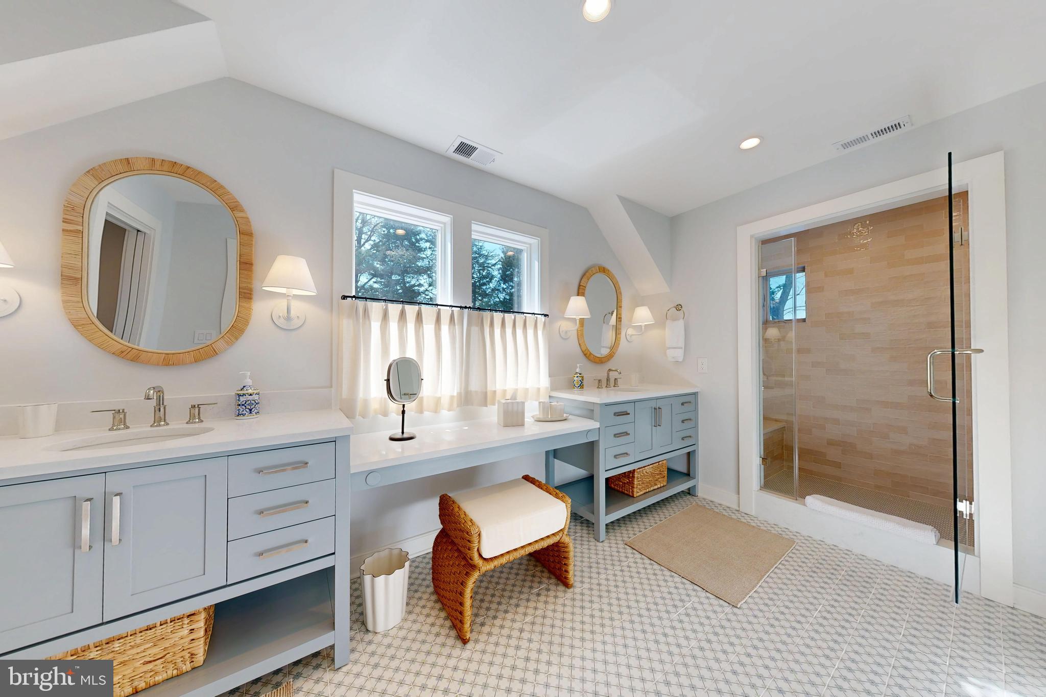 RIO VISTA - Residential