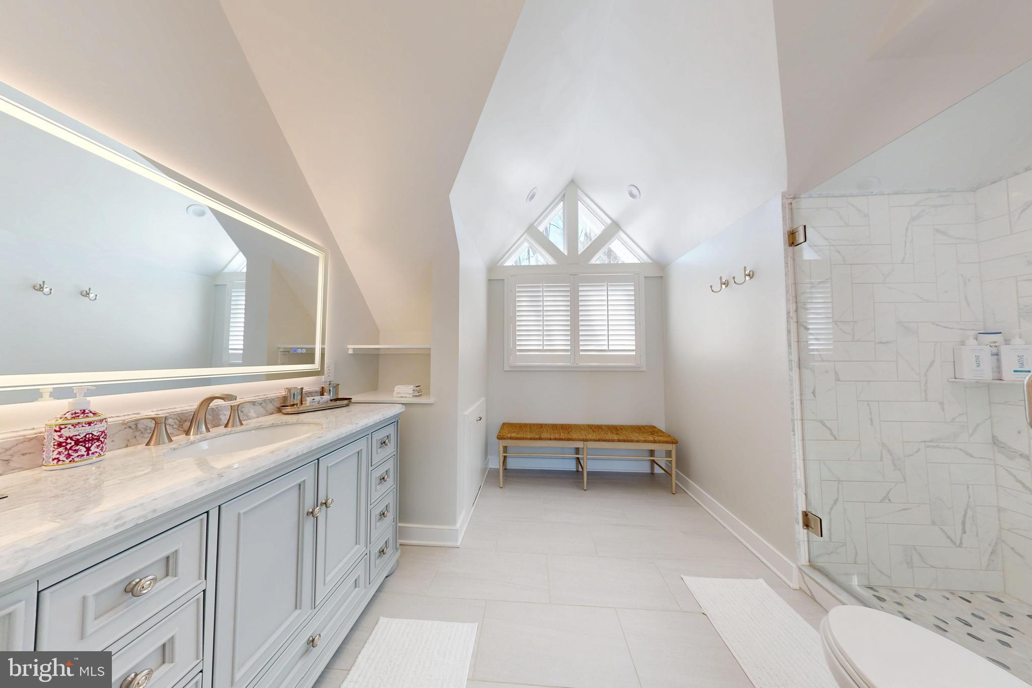 RIO VISTA - Residential