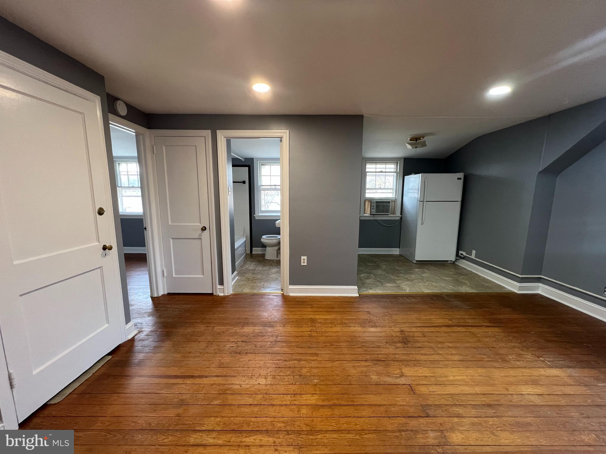 ARDSLEY - Residential Lease