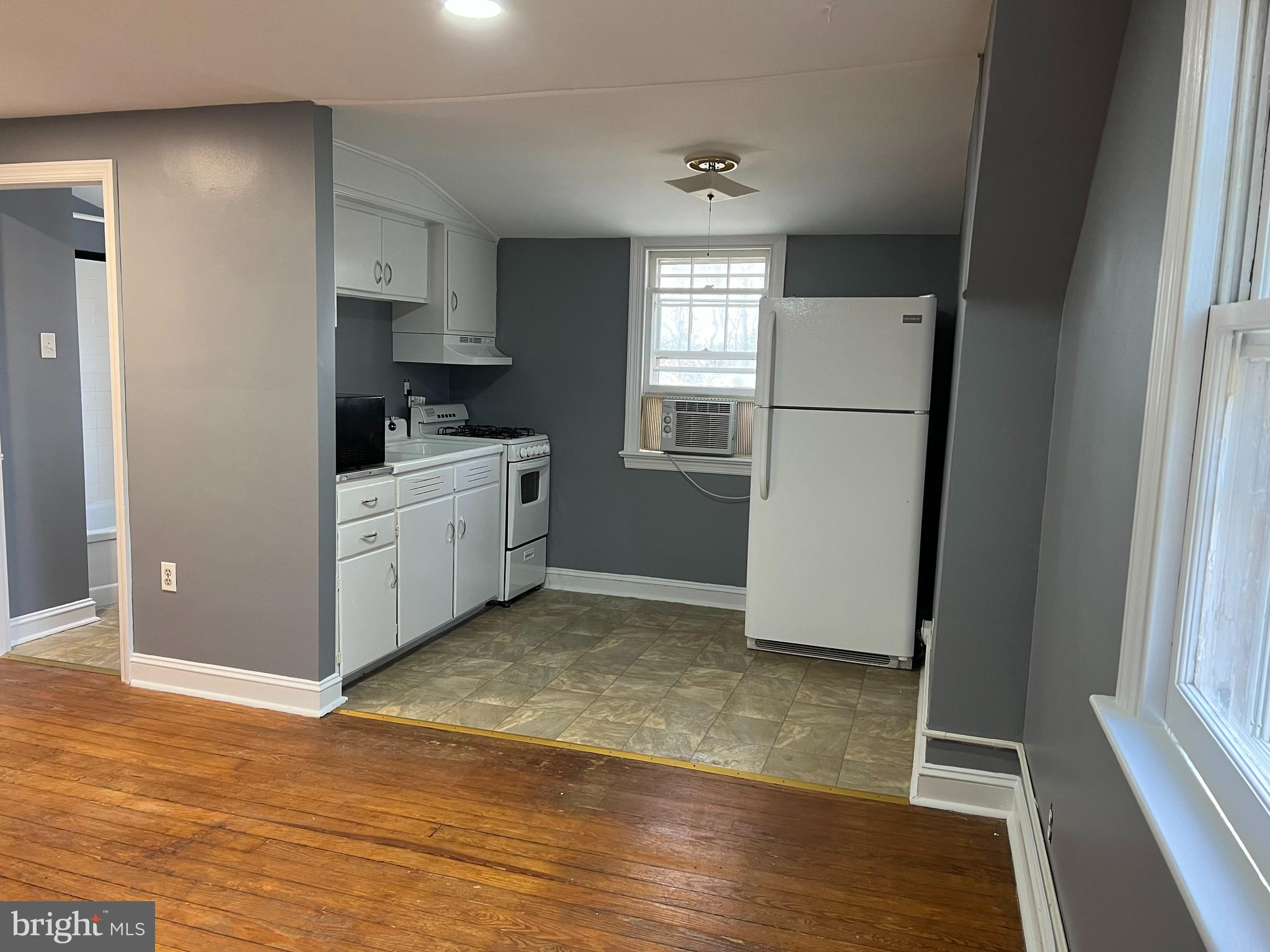 ARDSLEY - Residential Lease