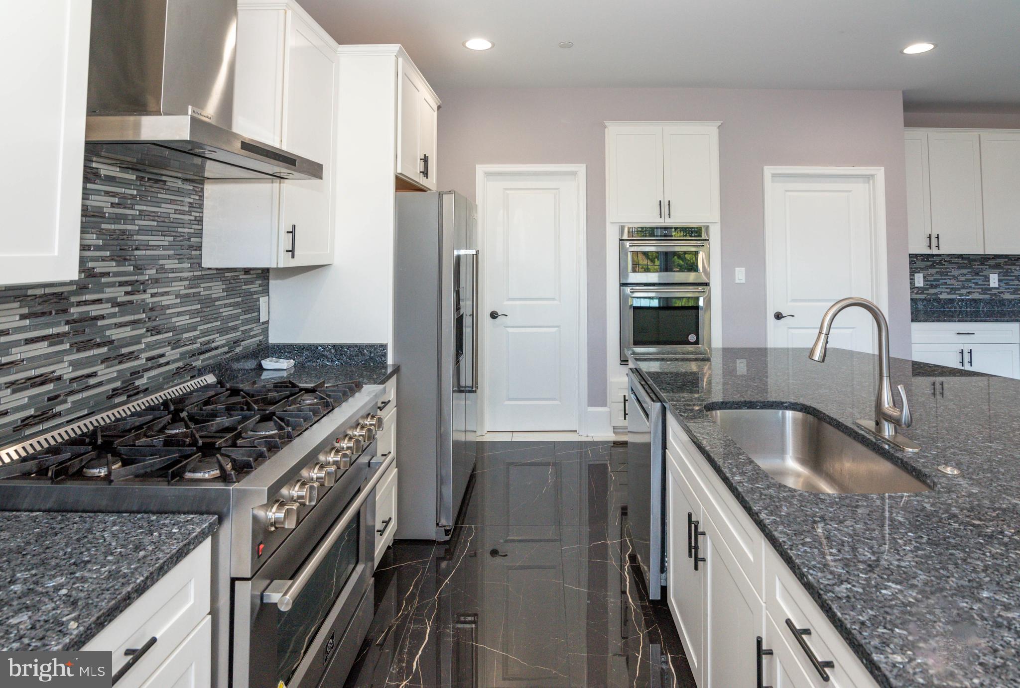 ROCKY GORGE MEADOWS - Residential