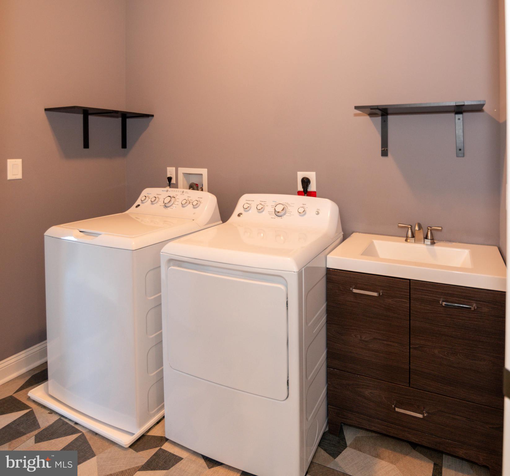 ROCKY GORGE MEADOWS - Residential