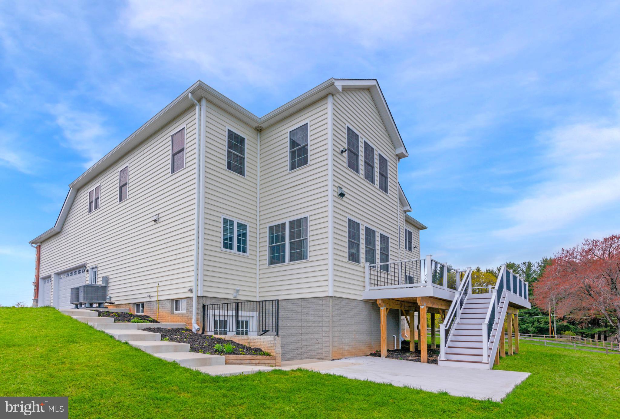 ROCKY GORGE MEADOWS - Residential