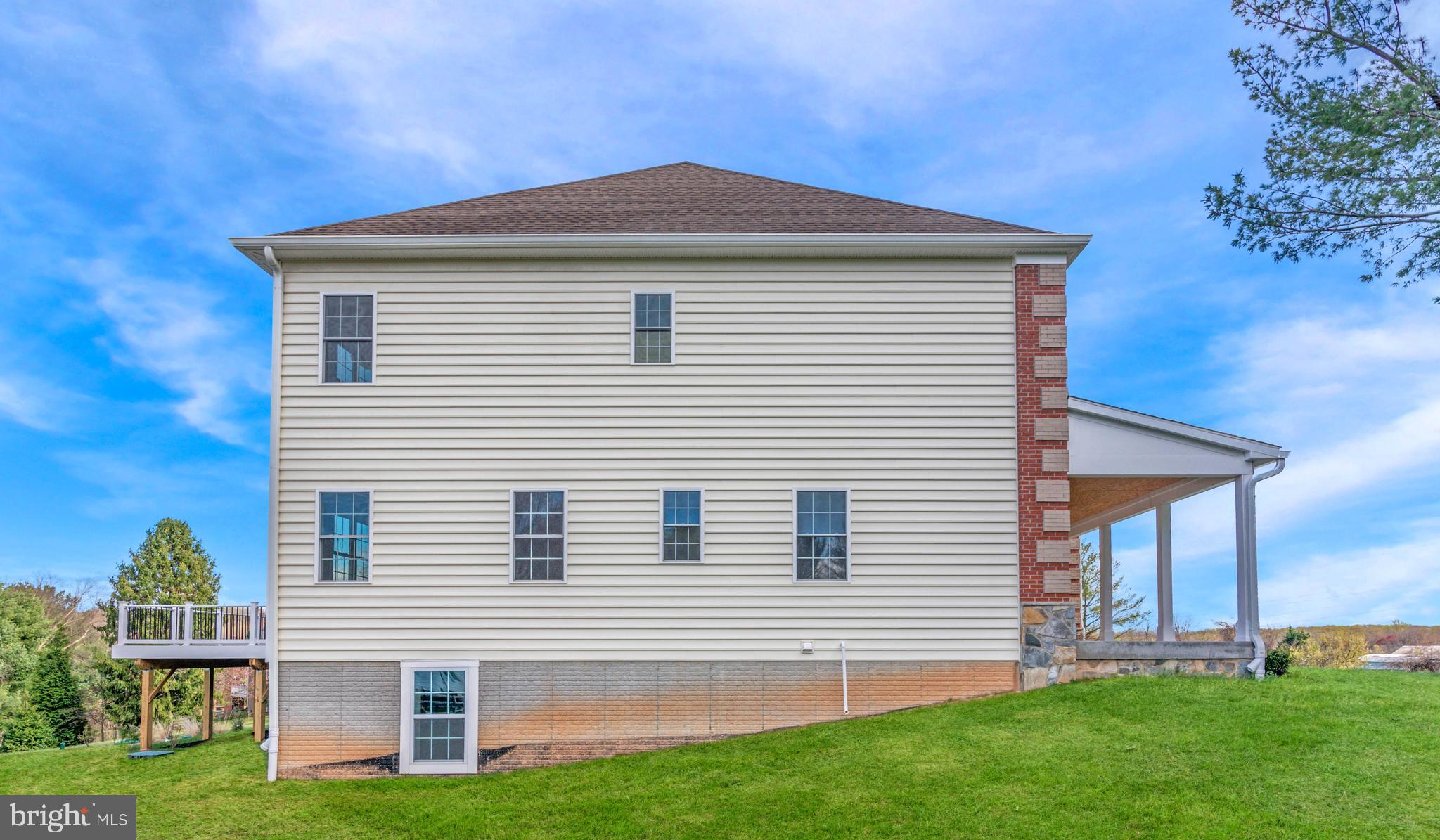 ROCKY GORGE MEADOWS - Residential