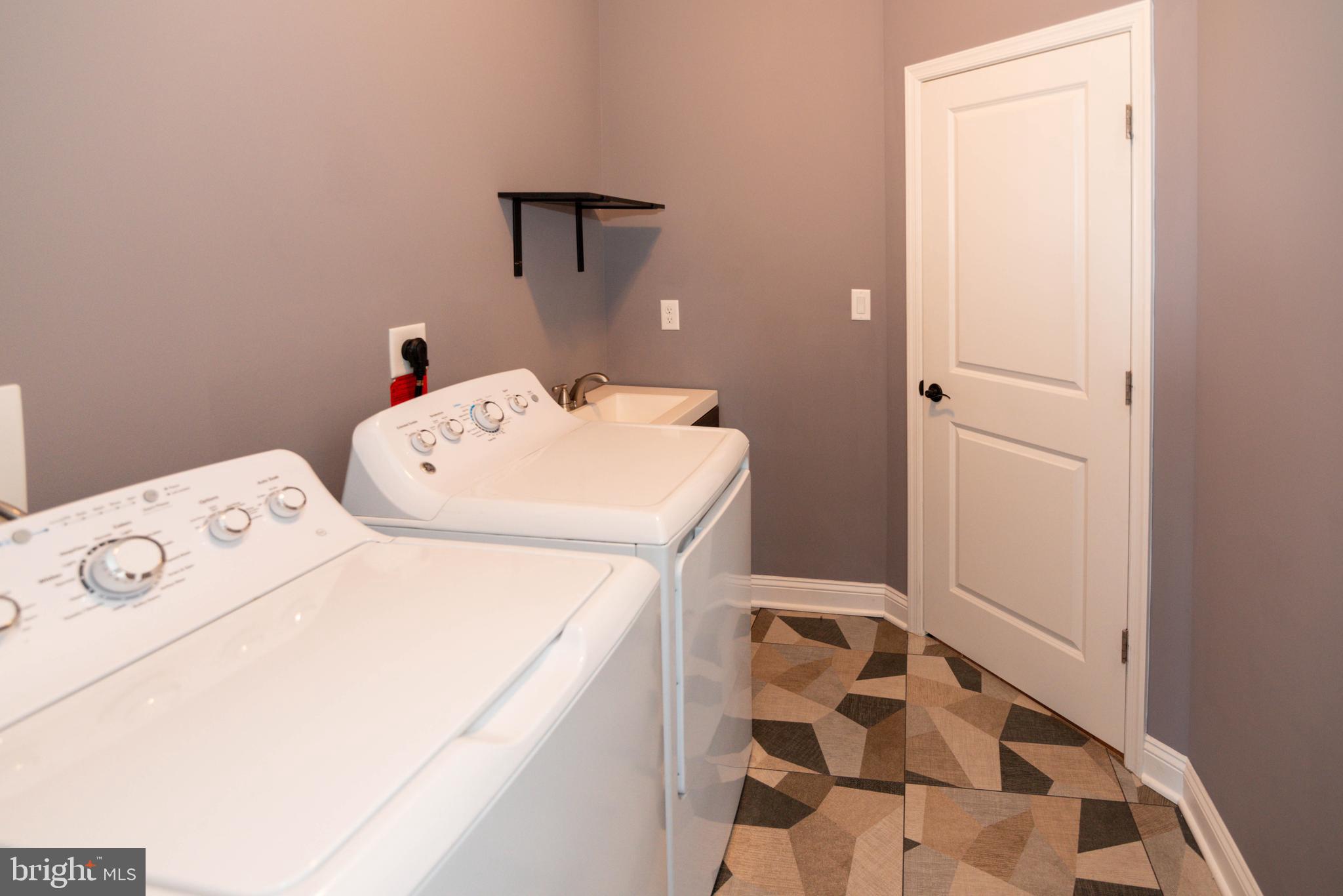 ROCKY GORGE MEADOWS - Residential