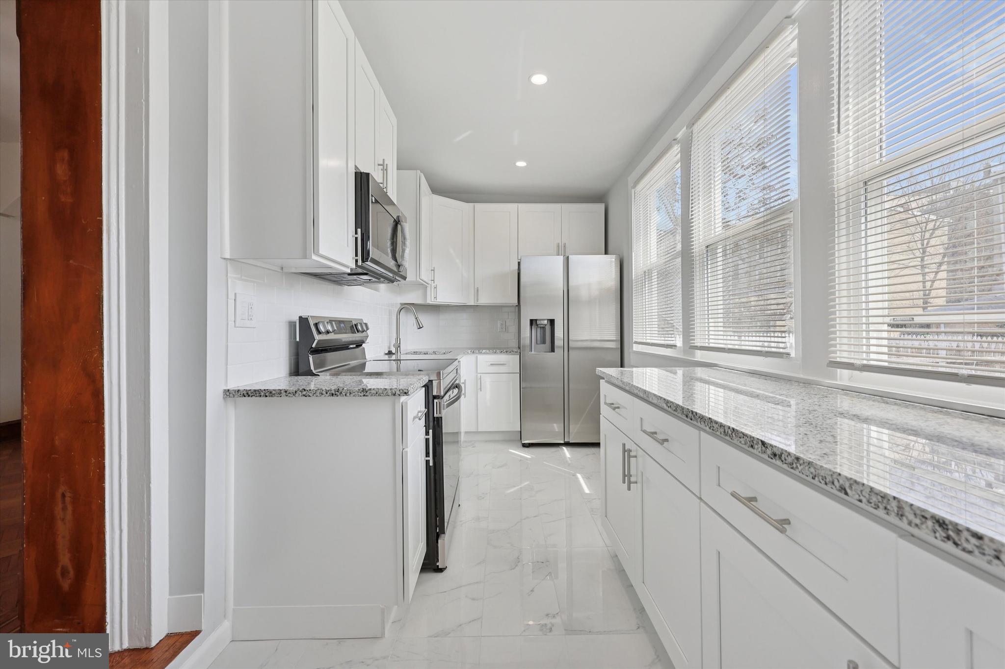 MANAYUNK - Residential