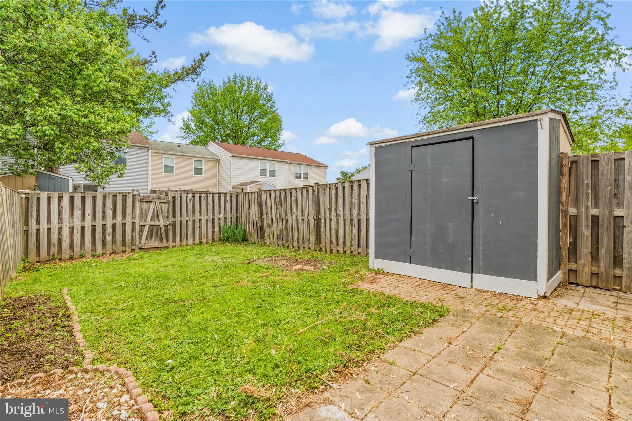 HILLCREST ORCHARDS - Residential