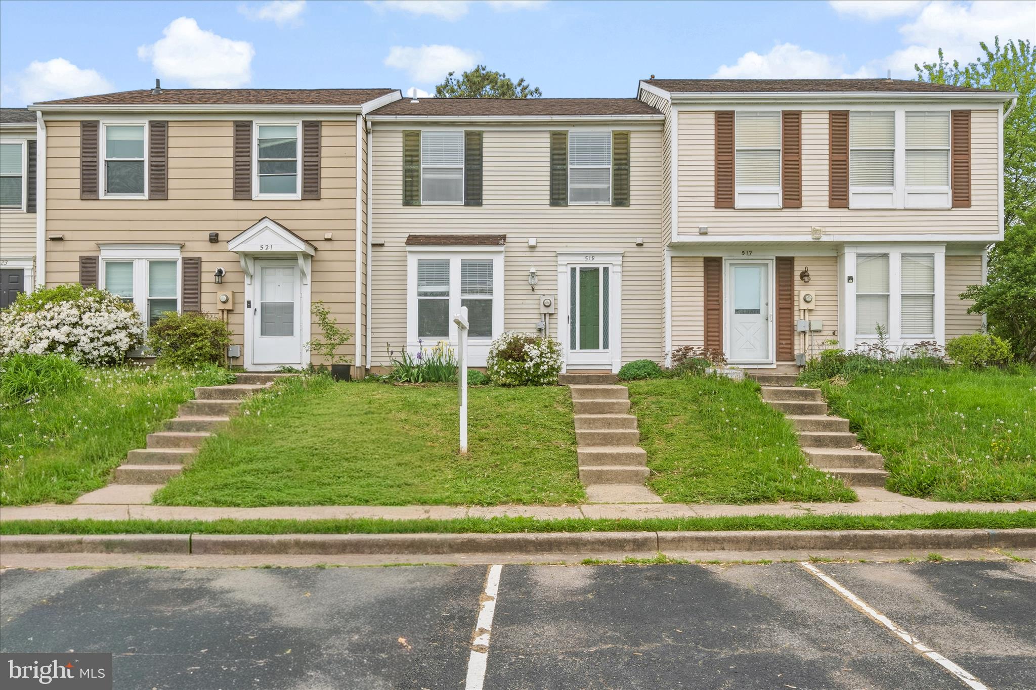 HILLCREST ORCHARDS - Residential