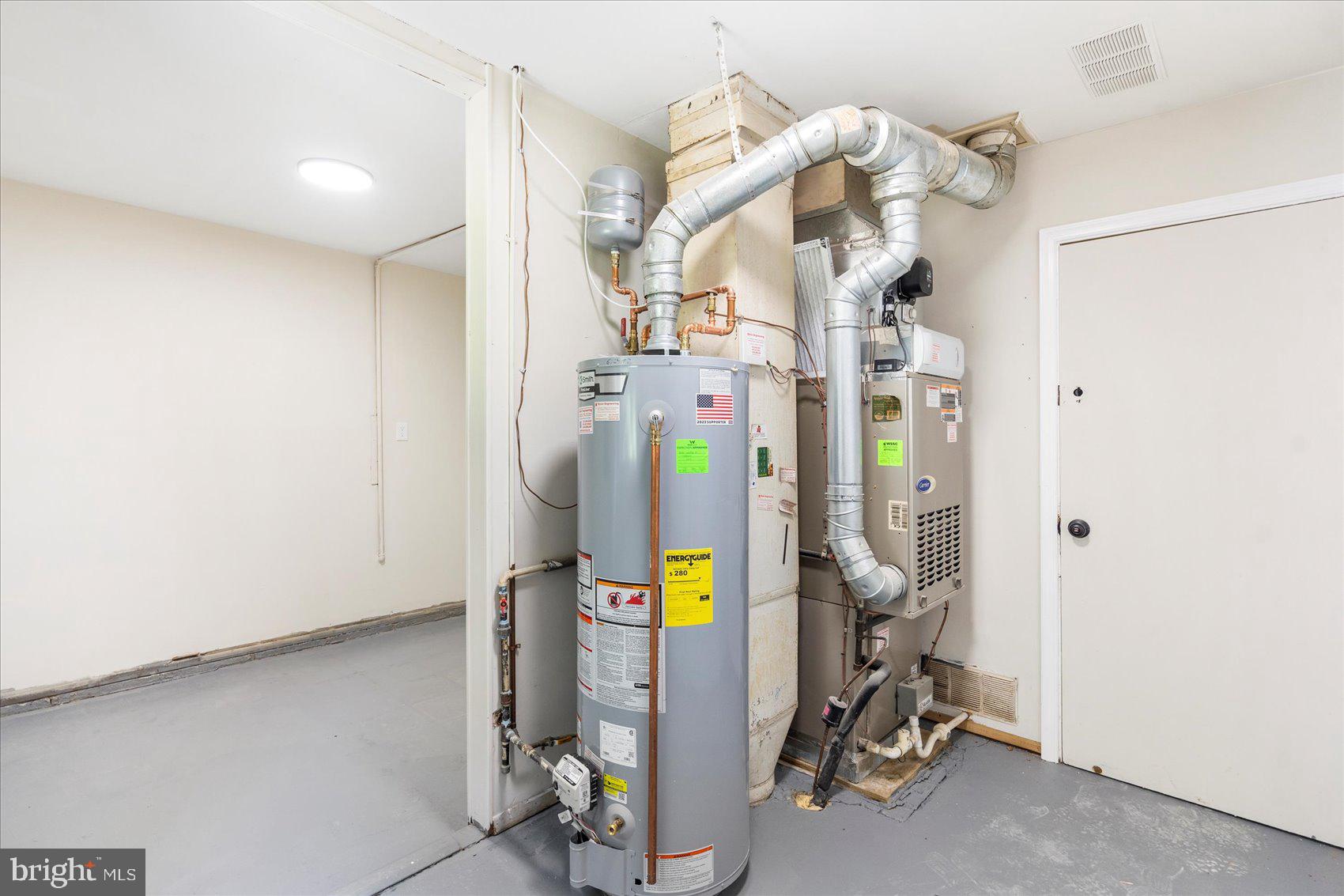 WHITEHALL AT BELAIR - Residential