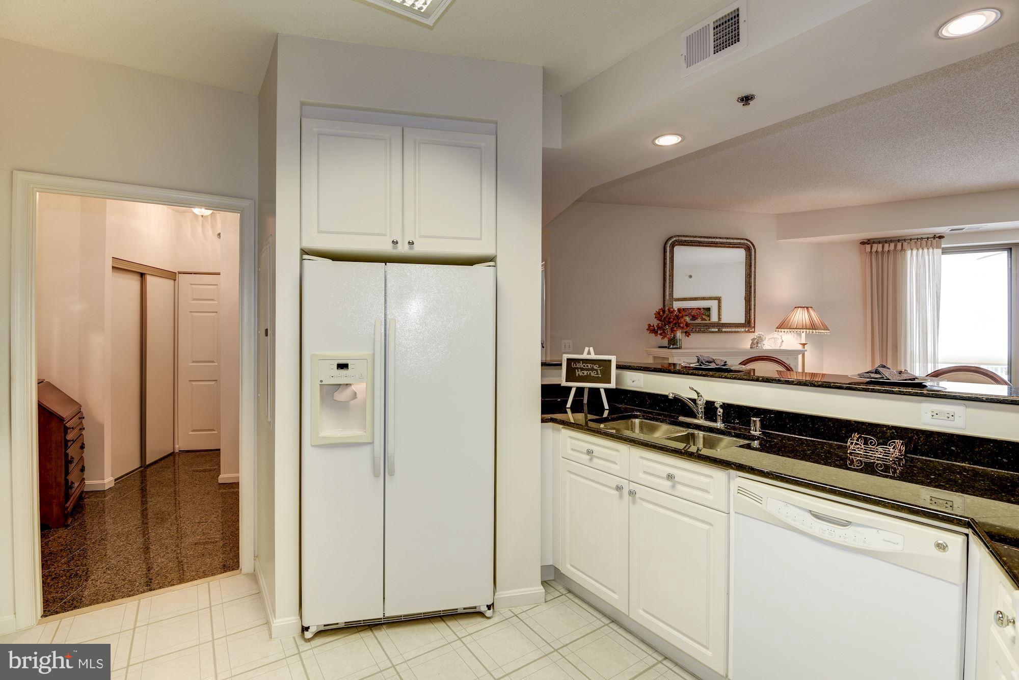 CREEKSIDE AT LEISURE WORLD - Residential