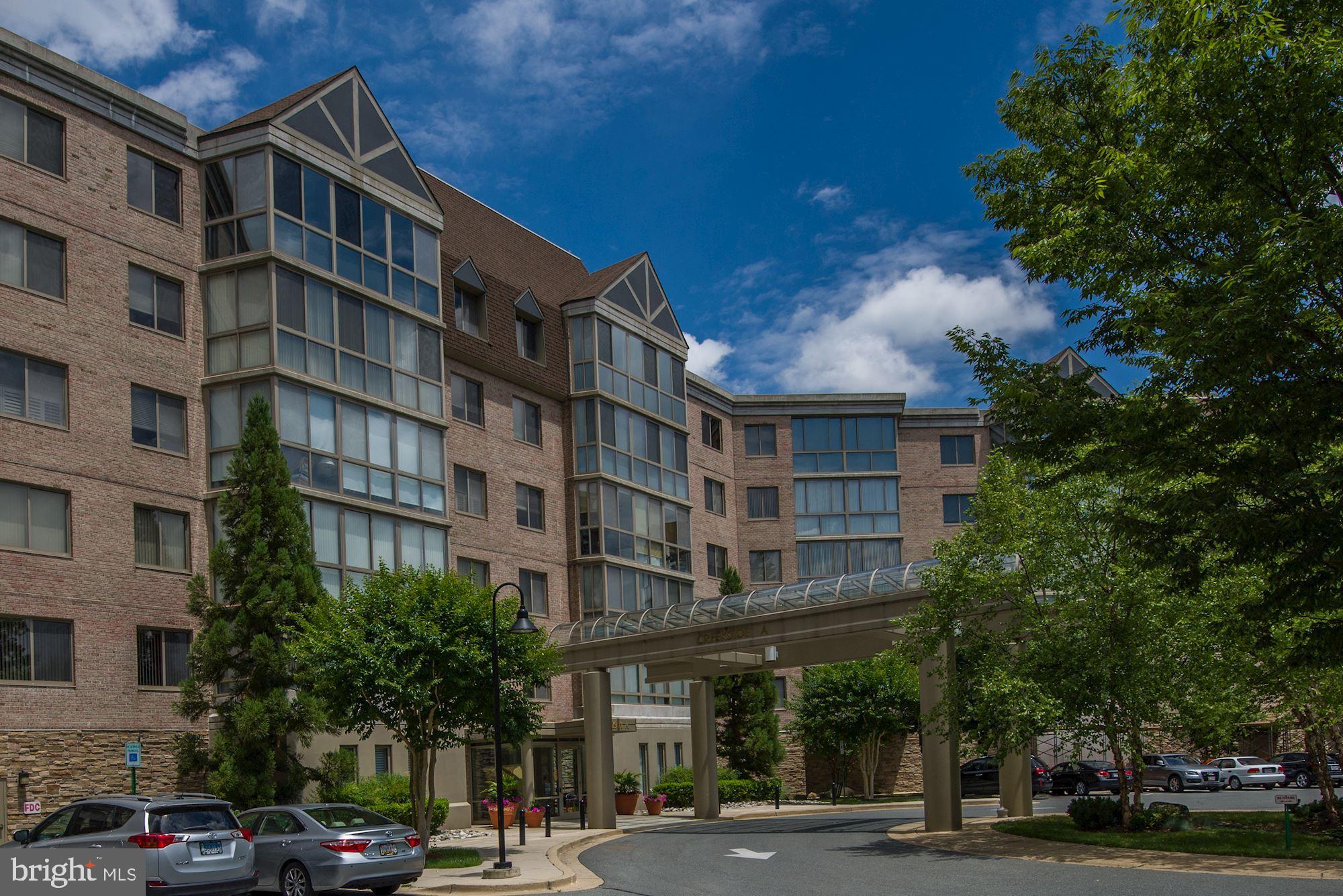 CREEKSIDE AT LEISURE WORLD - Residential