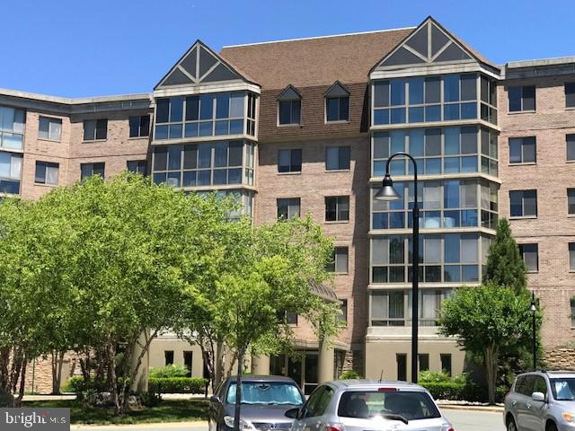 CREEKSIDE AT LEISURE WORLD - Residential