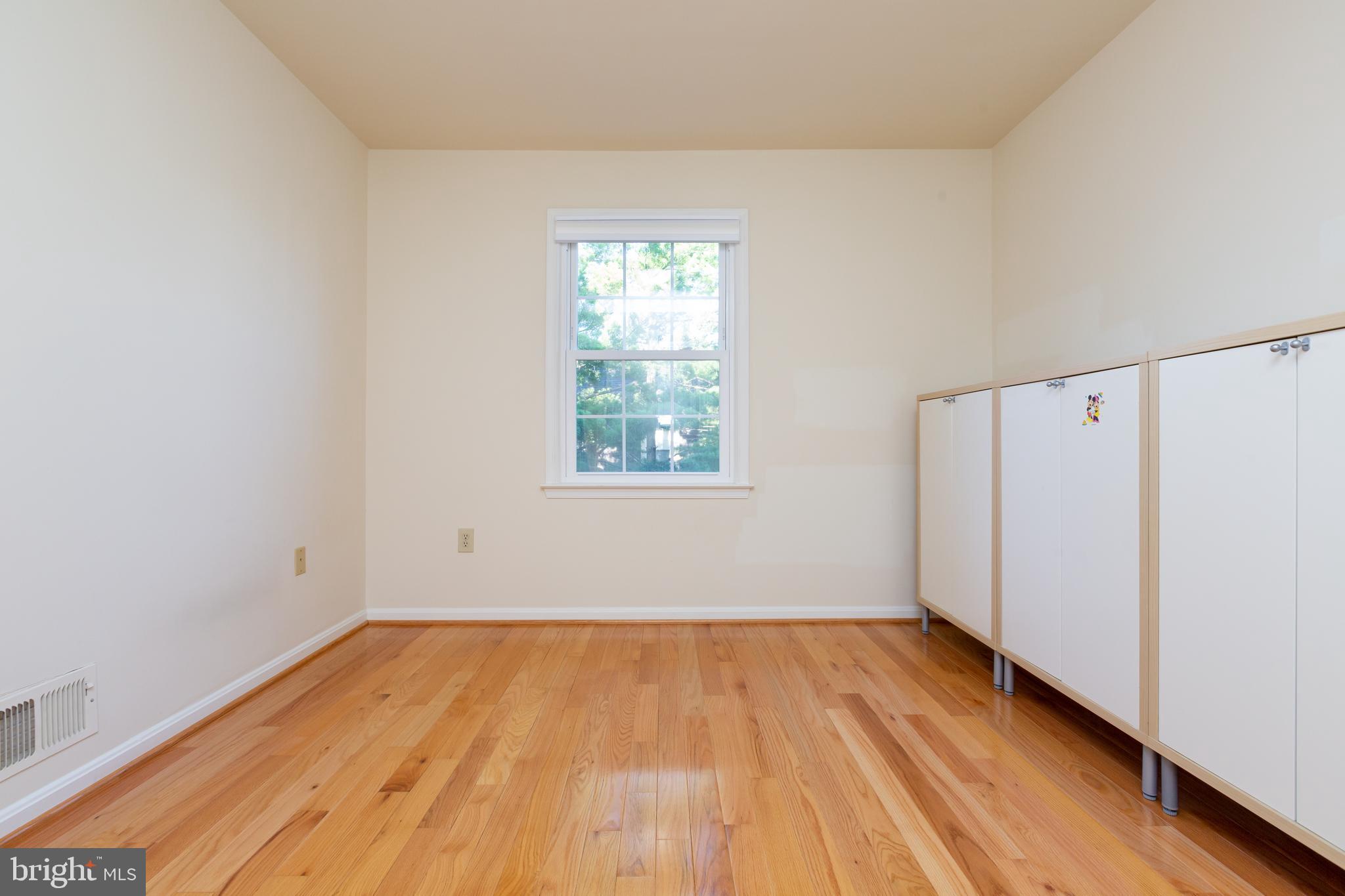 HAHN PROPERTY - Residential