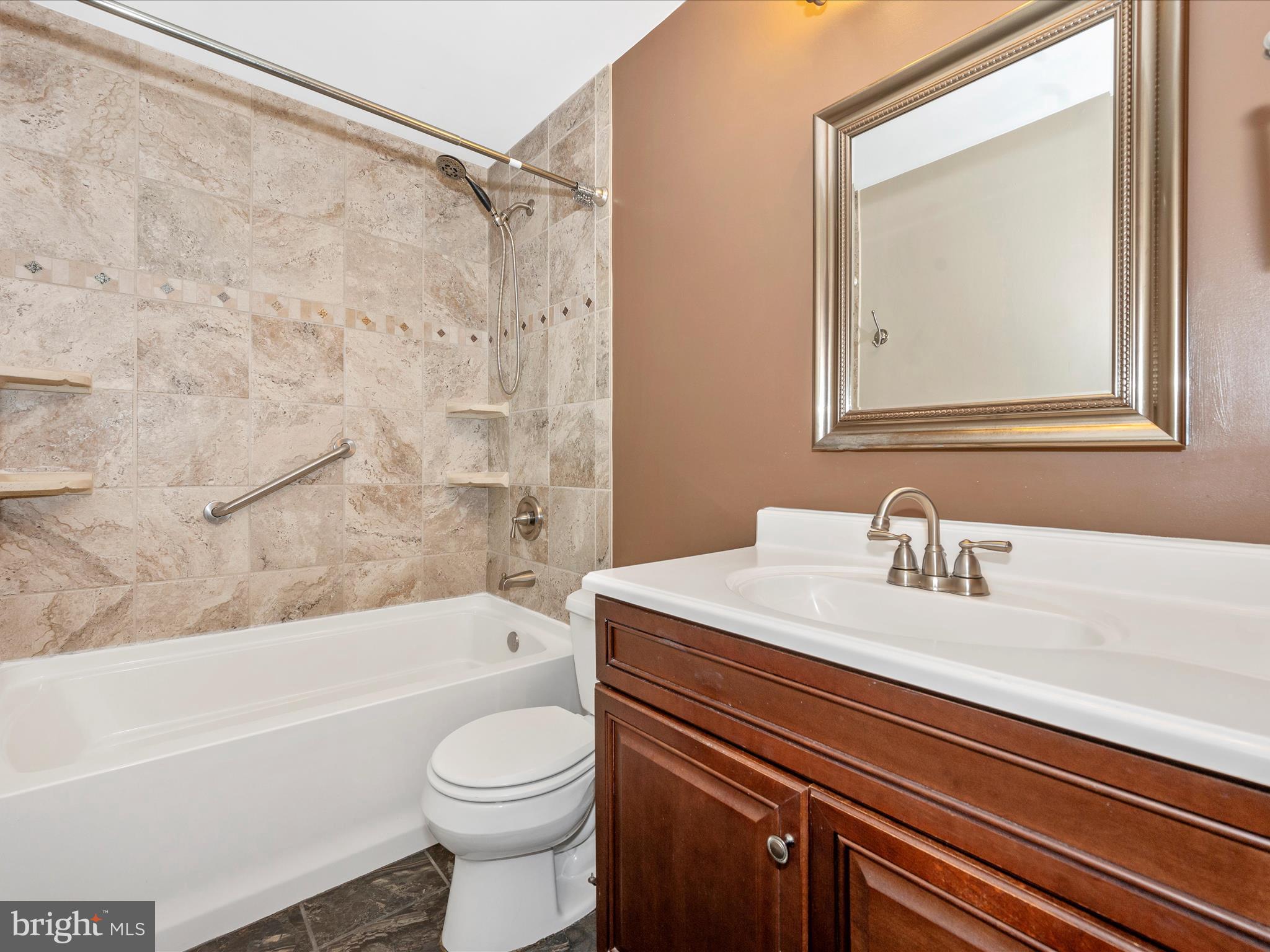 NORTHVIEW AT BELAIR VILLAGE - Residential