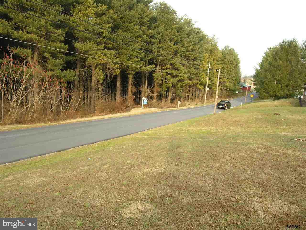 GLEN ROCK - Land