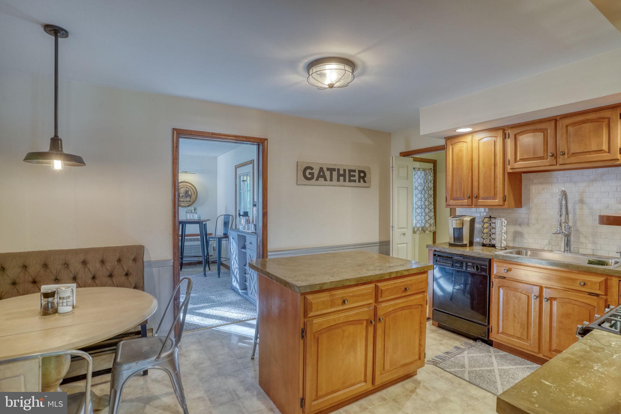 OVERBROOK SHORES - Residential