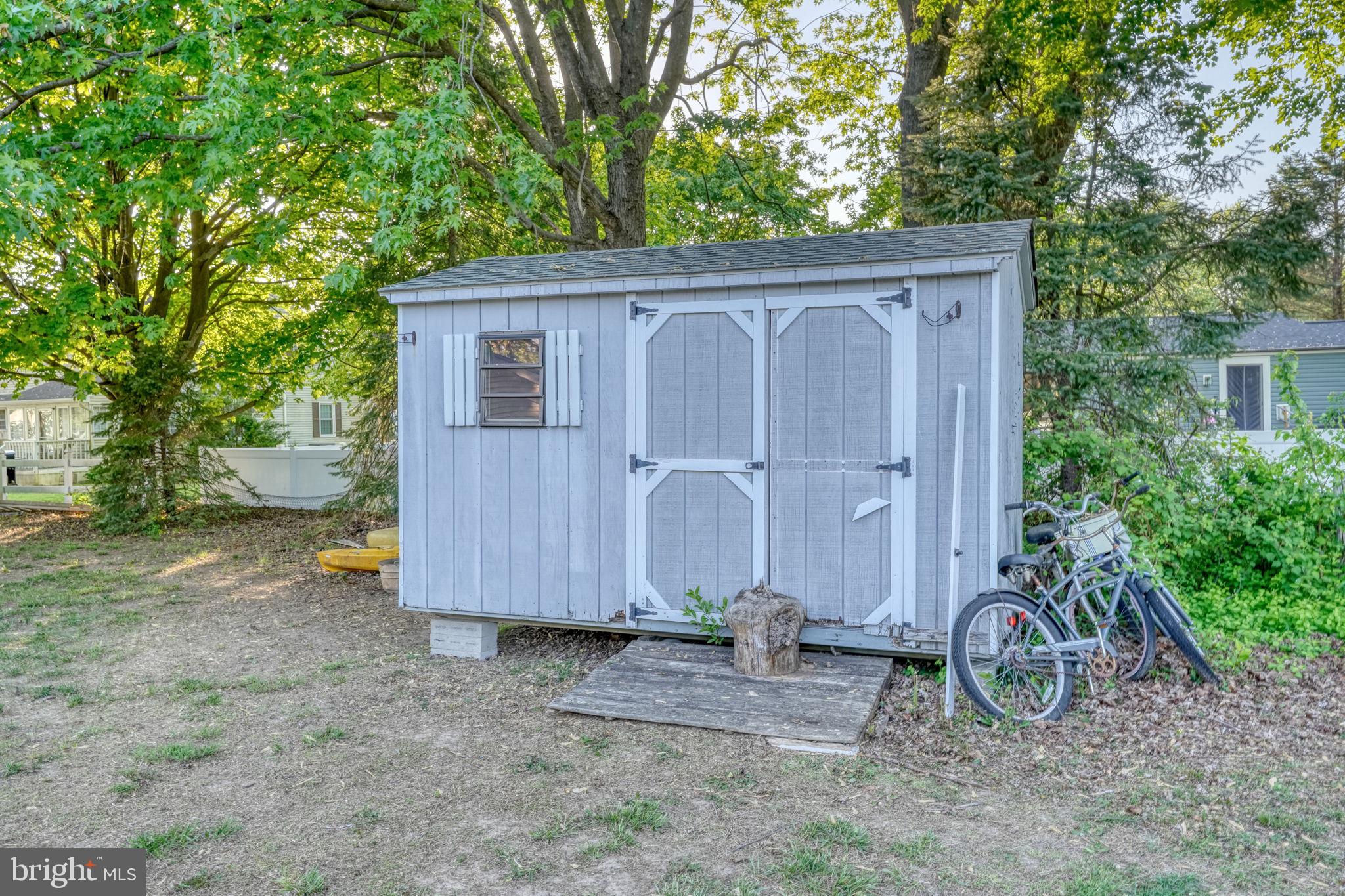 OVERBROOK SHORES - Residential