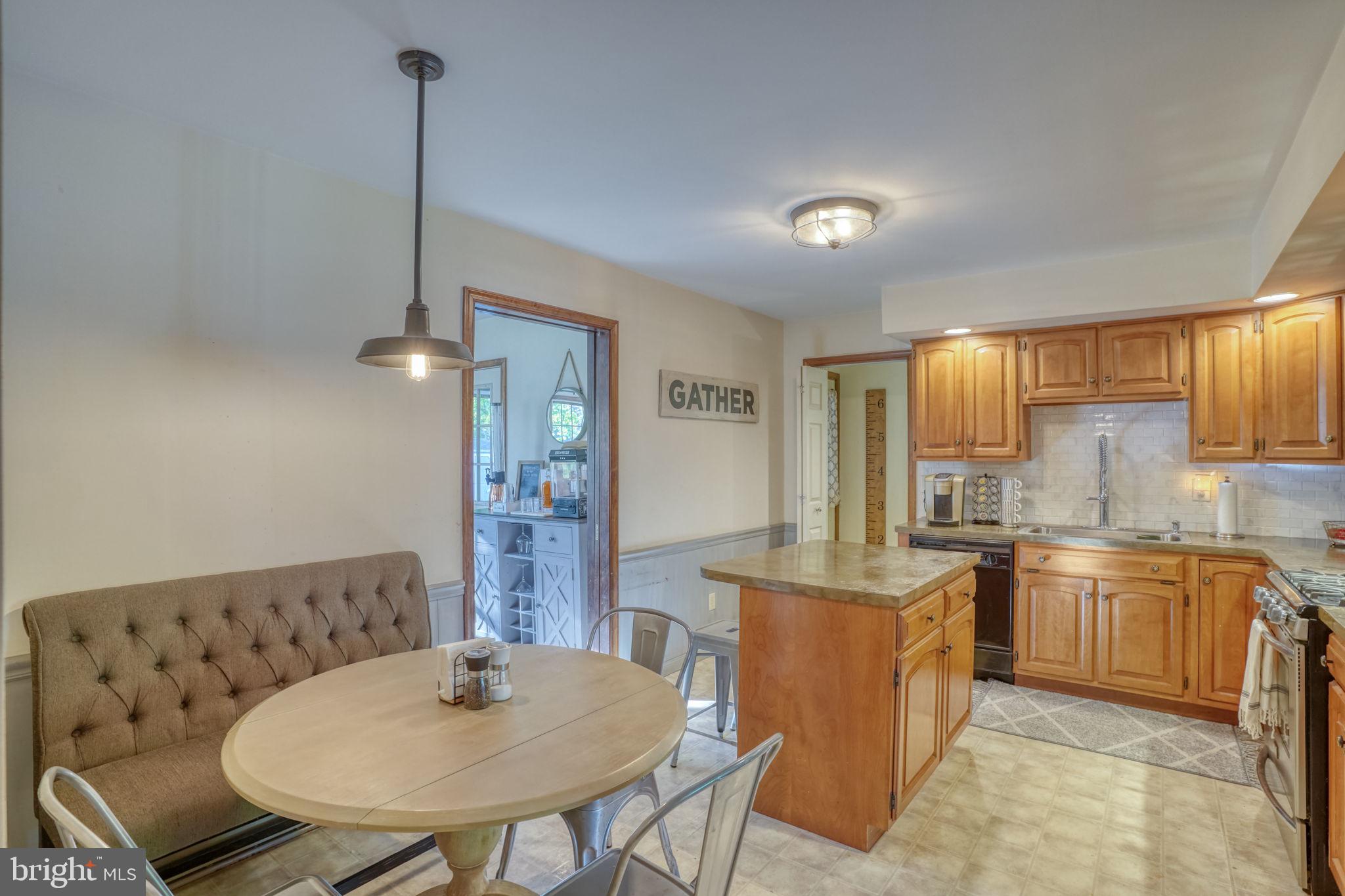 OVERBROOK SHORES - Residential