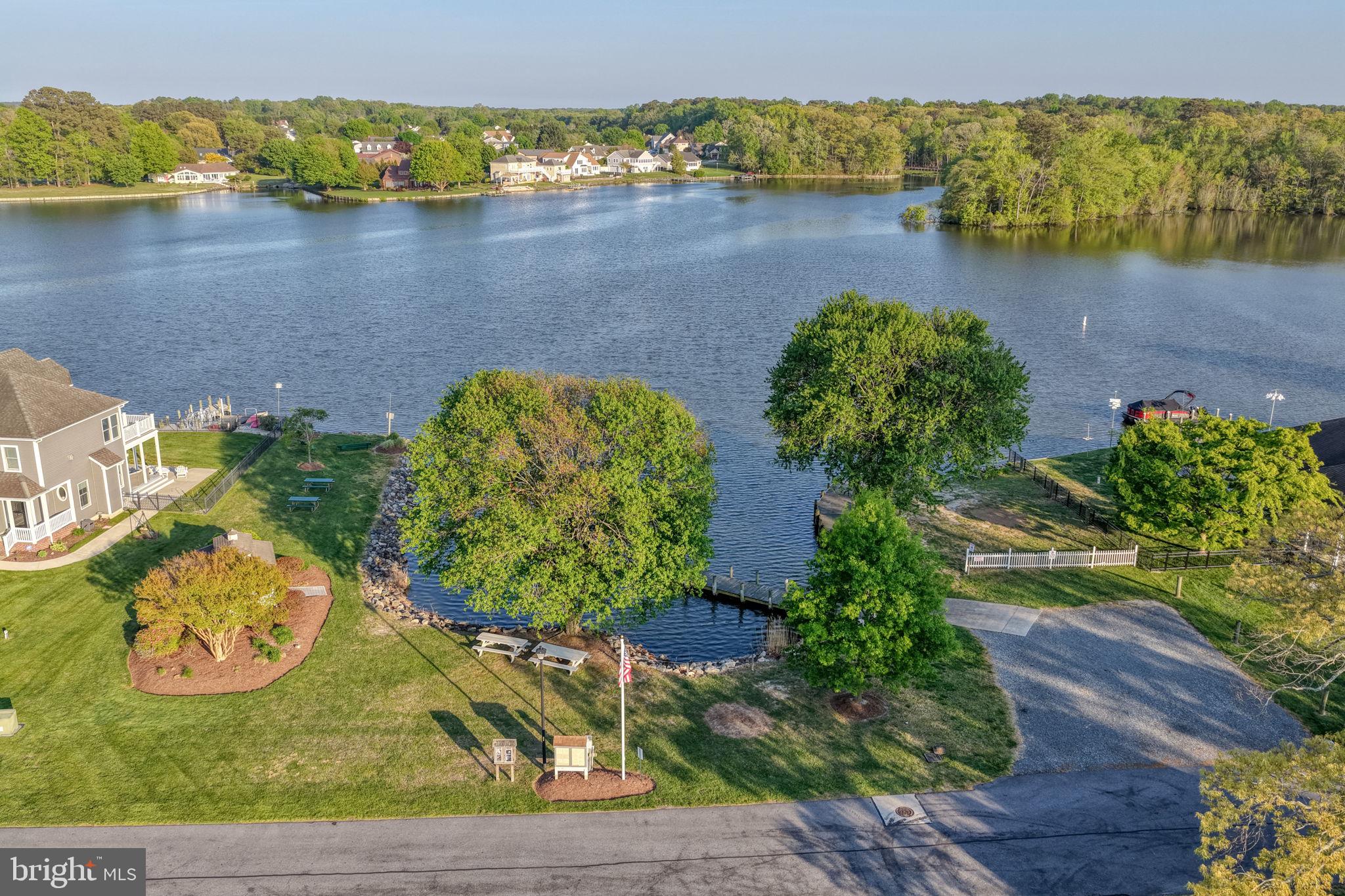 OVERBROOK SHORES - Residential