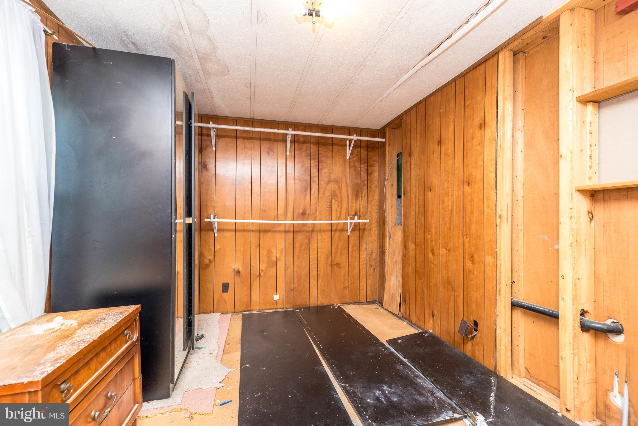 NESHAMINY FALLS - Residential